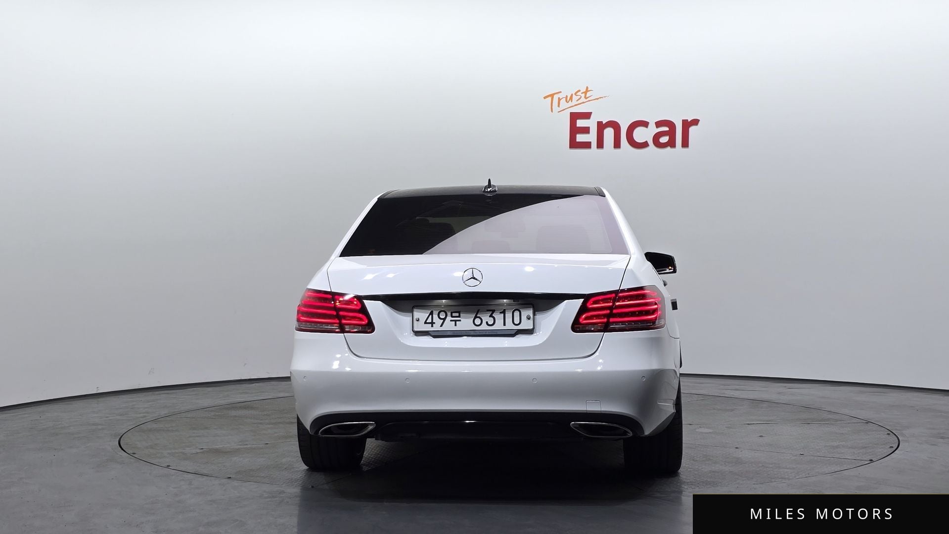 Mercedes-Benz E-Class W212 2015 — миниатюра 4