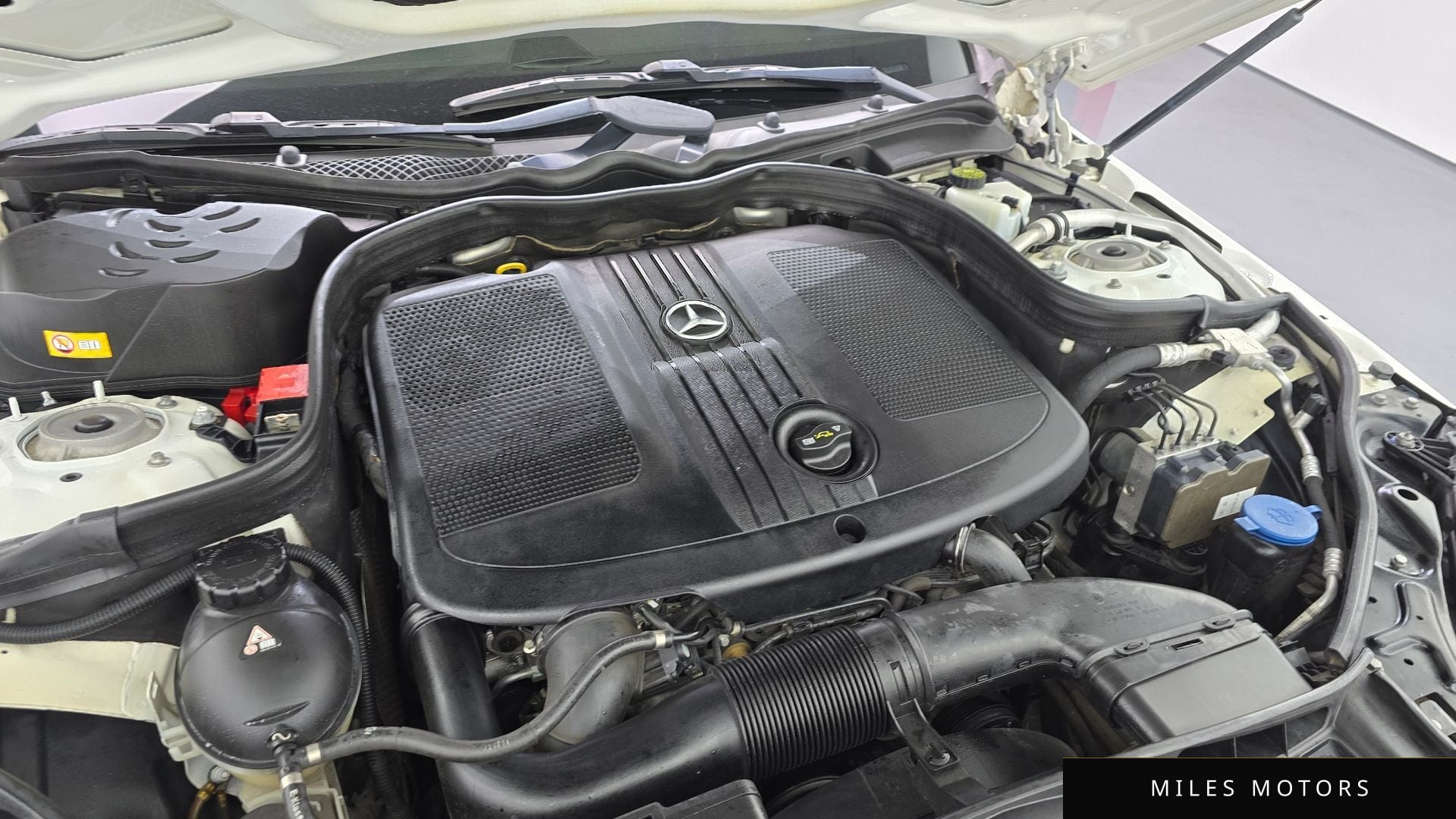 Mercedes-Benz E-Class W212 2015 — миниатюра 6