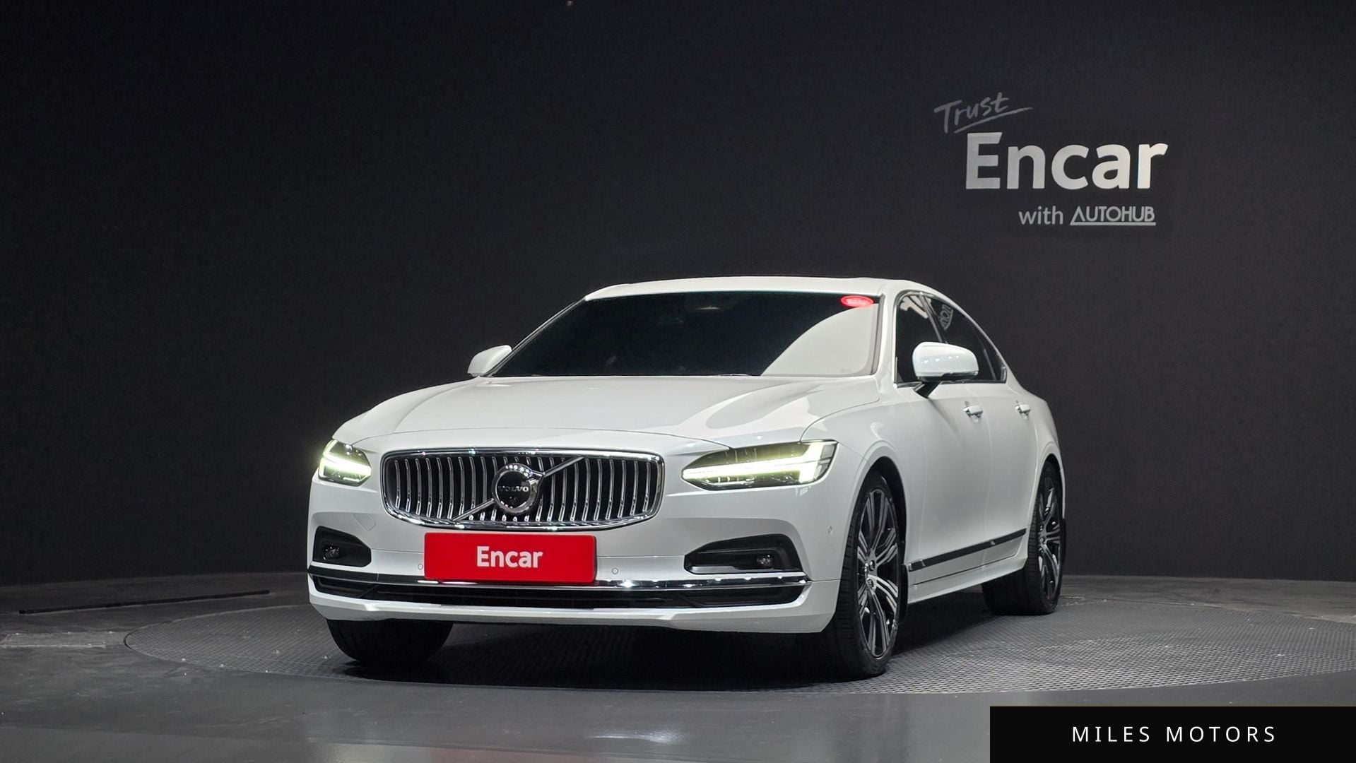 Volvo S90 2023 — миниатюра 3