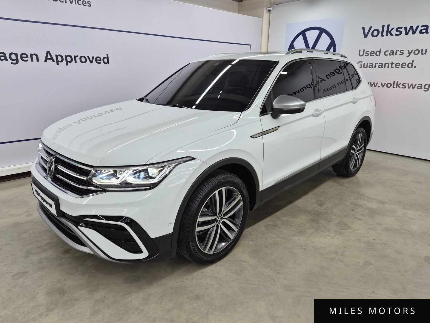Volkswagen Tiguan 2024 — фото 1 из 12