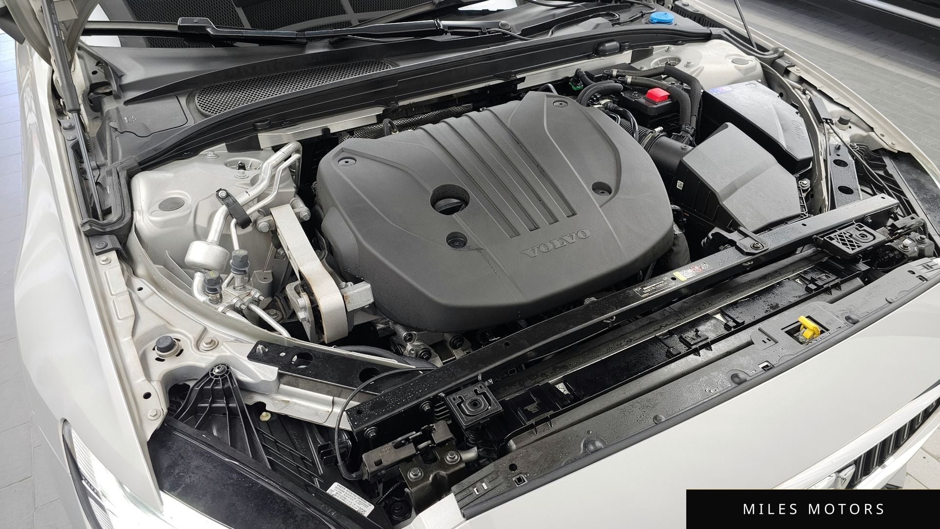 Volvo S60 2023 — миниатюра 5