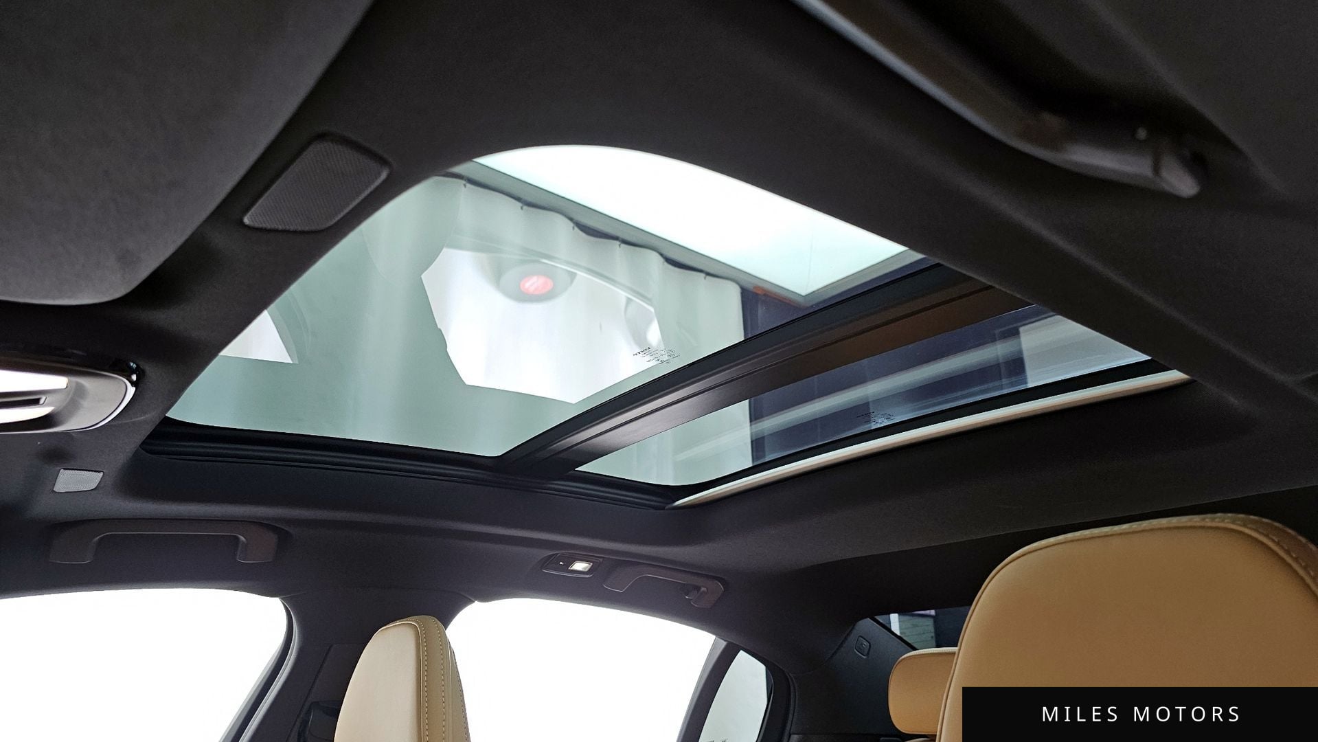 Volvo S60 2023 — миниатюра 24