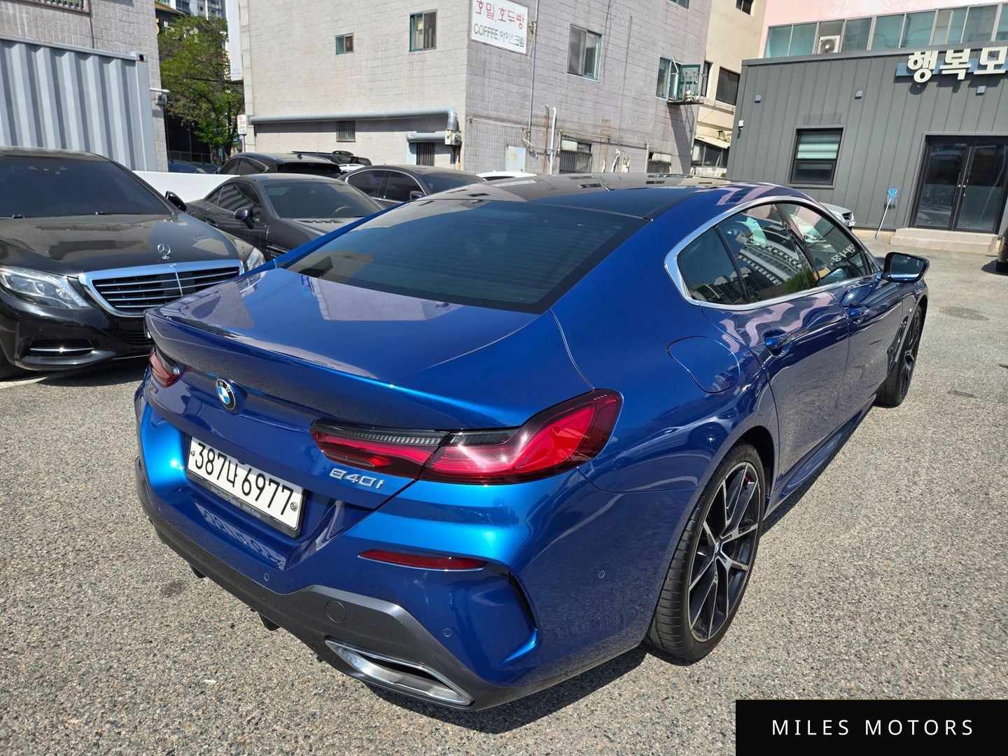 BMW 8 Series (G15) 2020 — миниатюра 6