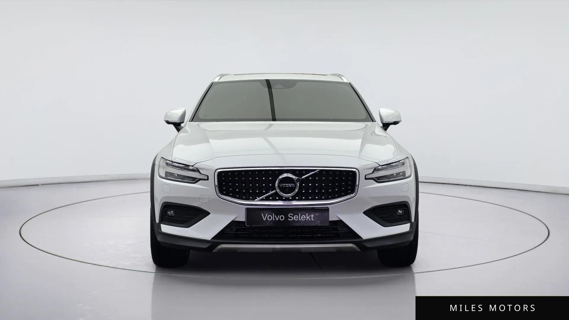 Volvo V60 2021 — миниатюра 2