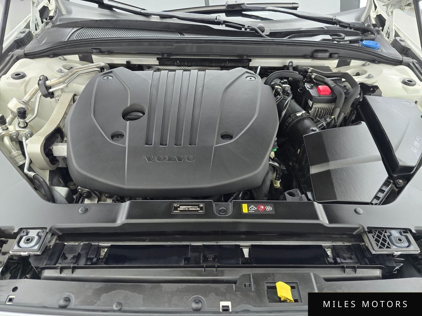 Volvo V60 2021 — миниатюра 6