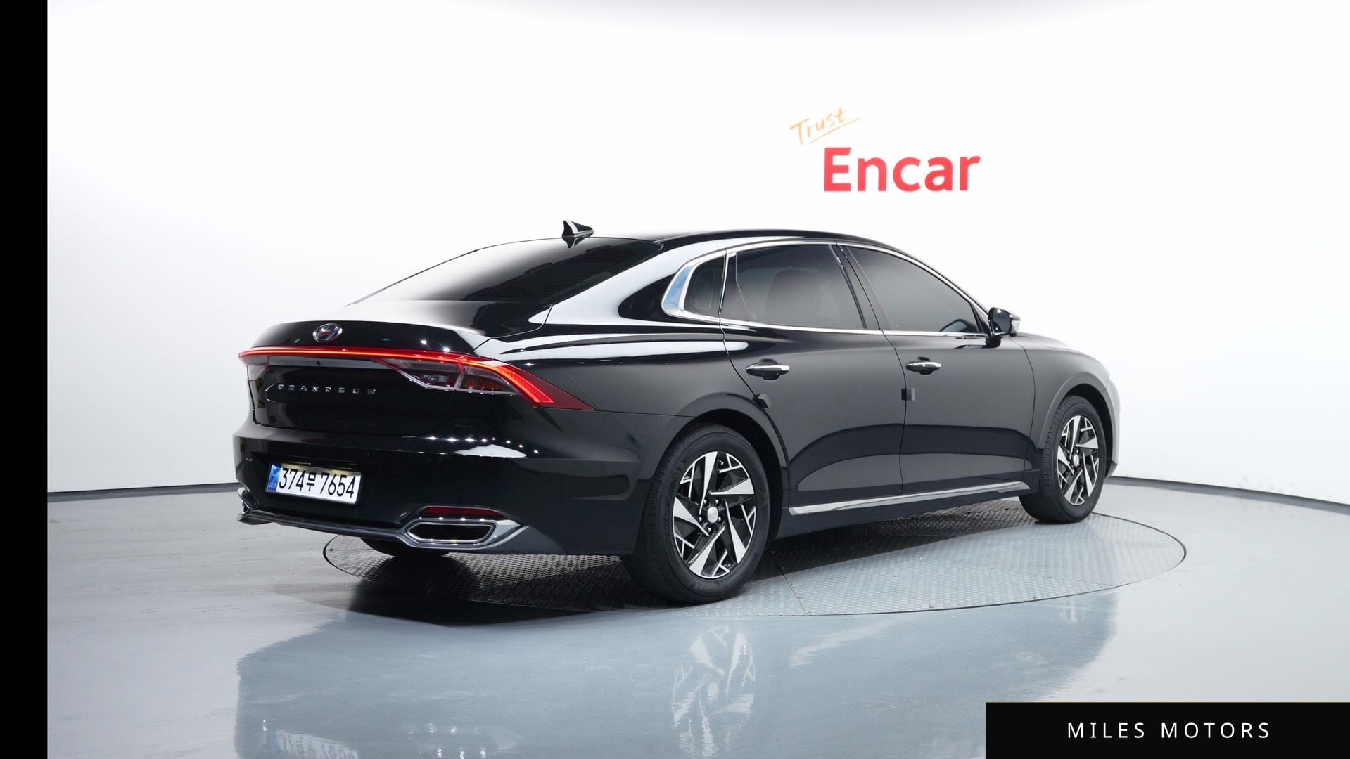 Hyundai Grandeur 2022 — миниатюра 2