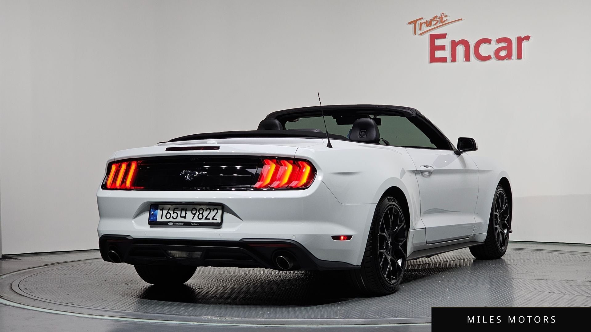 Ford Mustang 2022 — миниатюра 2