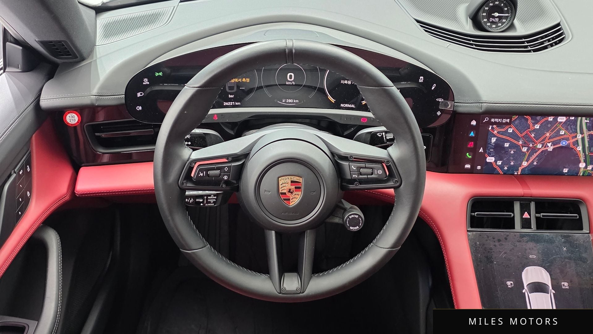 Porsche Taycan 2023 — миниатюра 18