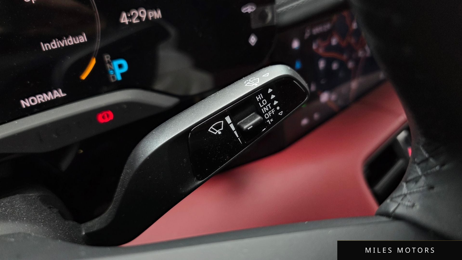 Porsche Taycan 2023 — миниатюра 35