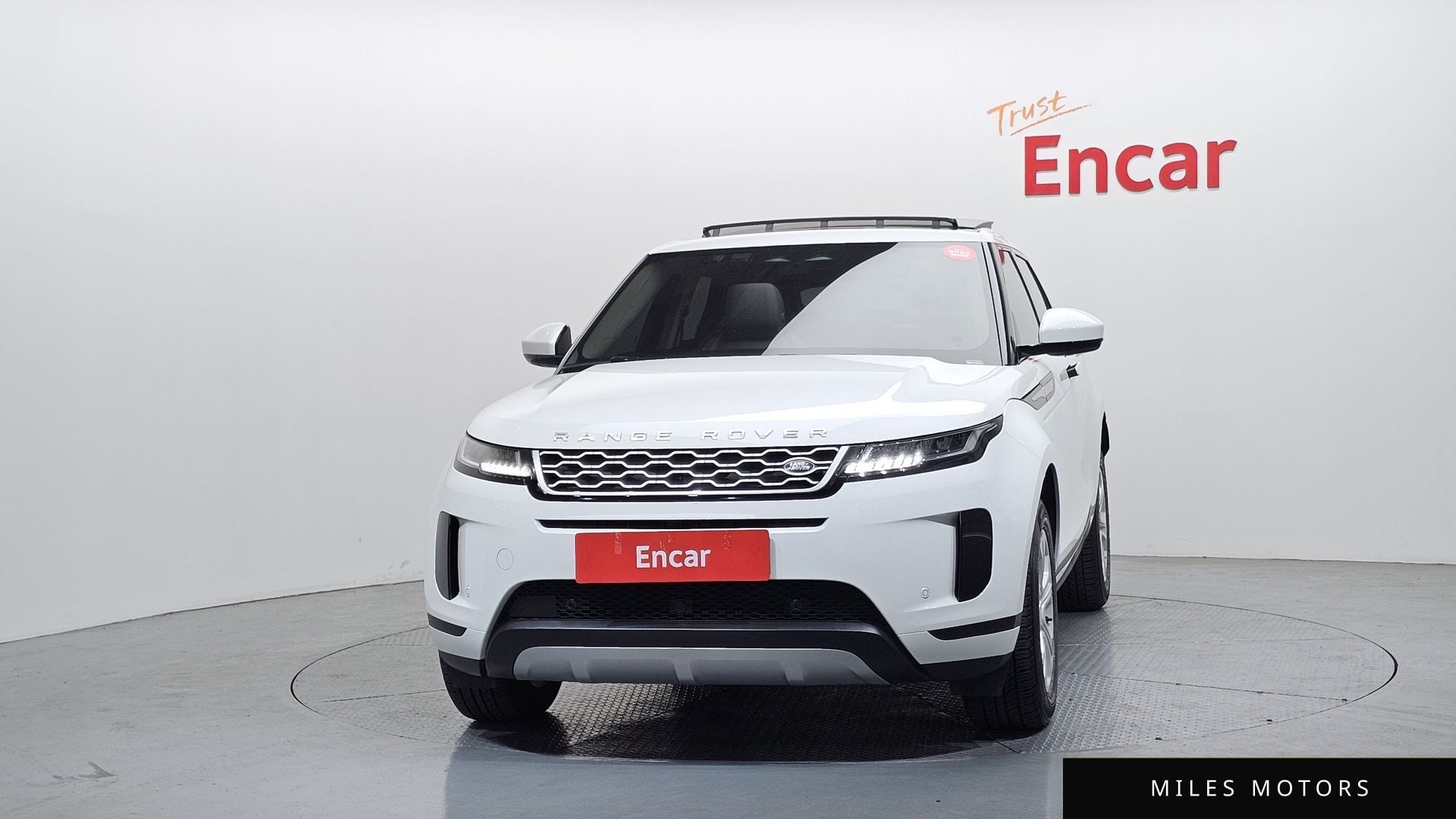 Land Rover Range Rover Evoque 2022 — миниатюра 3