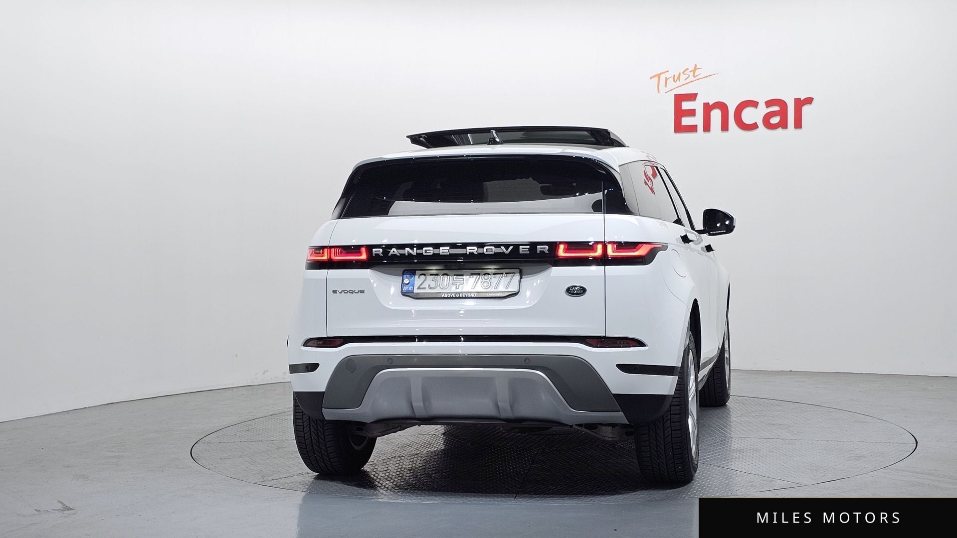 Land Rover Range Rover Evoque 2022 — миниатюра 4