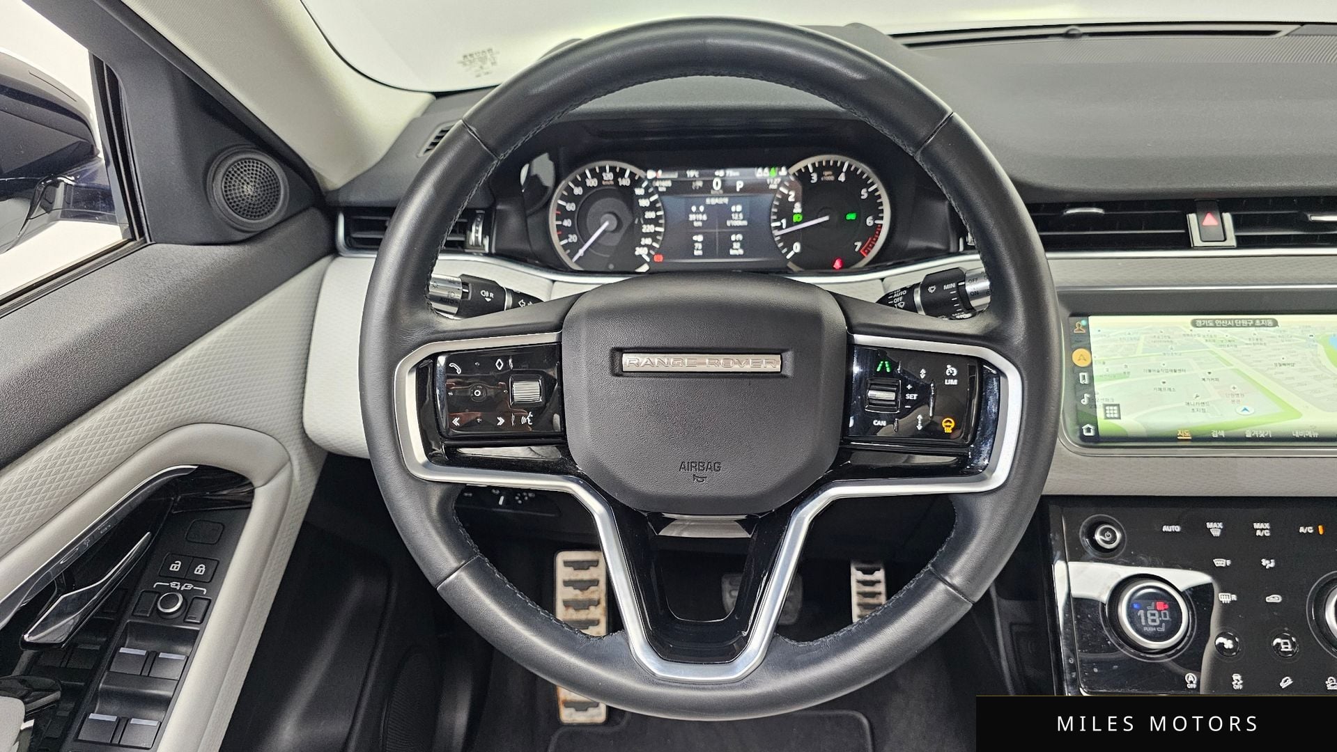 Land Rover Range Rover Evoque 2022 — миниатюра 19