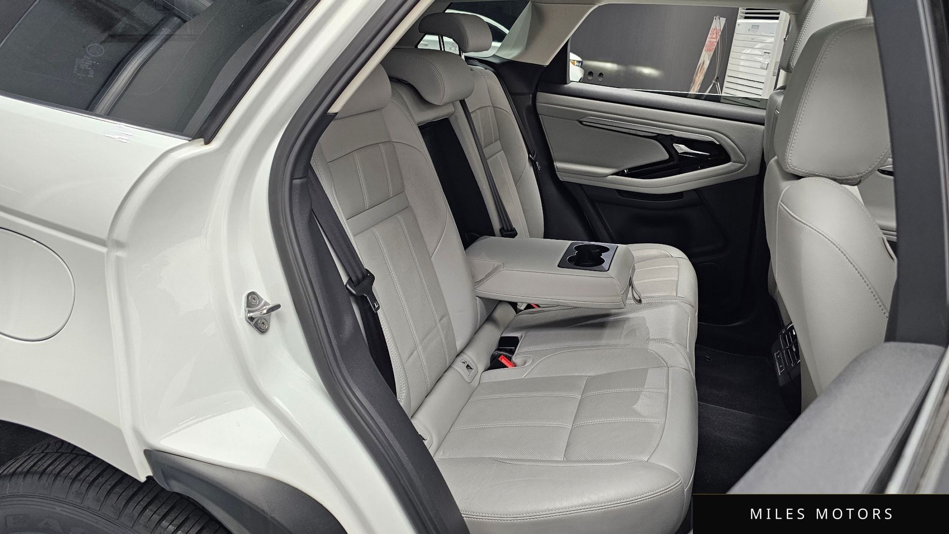 Land Rover Range Rover Evoque 2022 — миниатюра 16