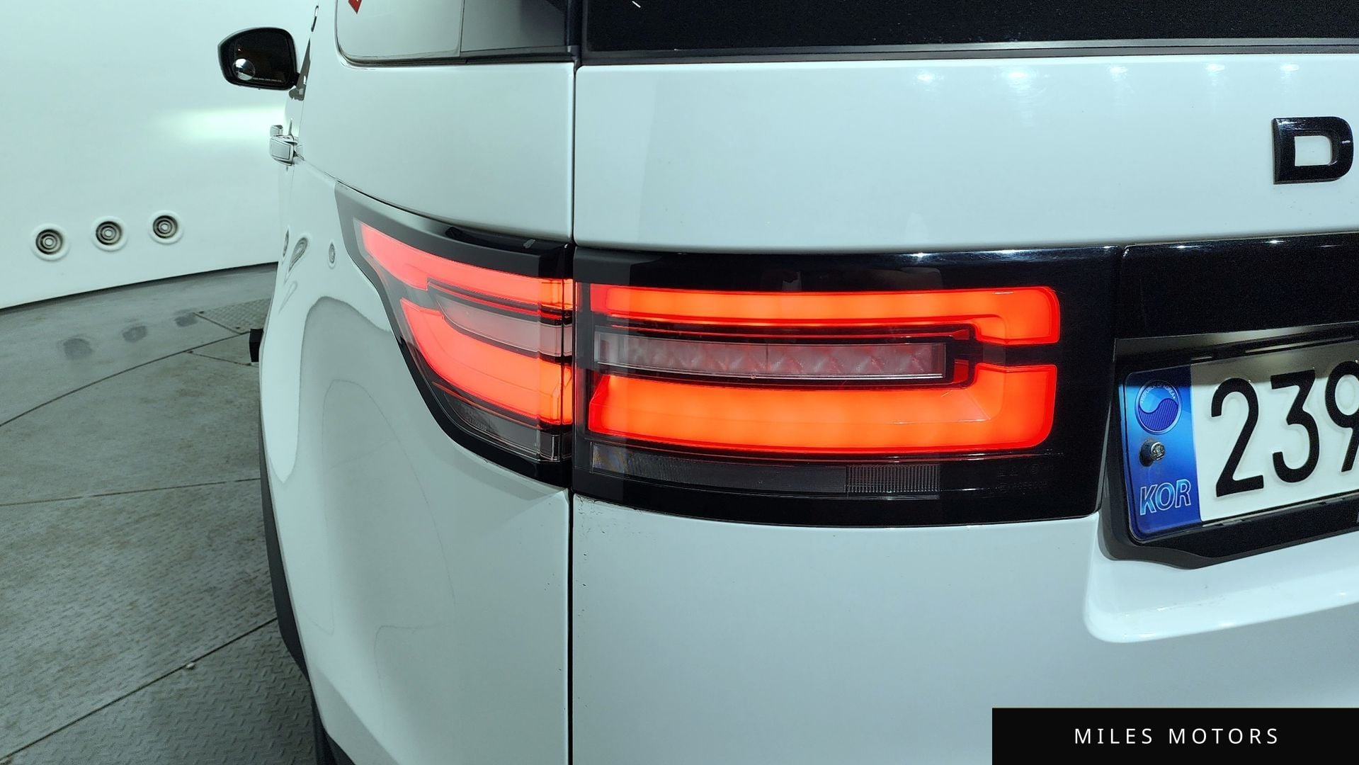Land Rover Discovery 2020 — миниатюра 9
