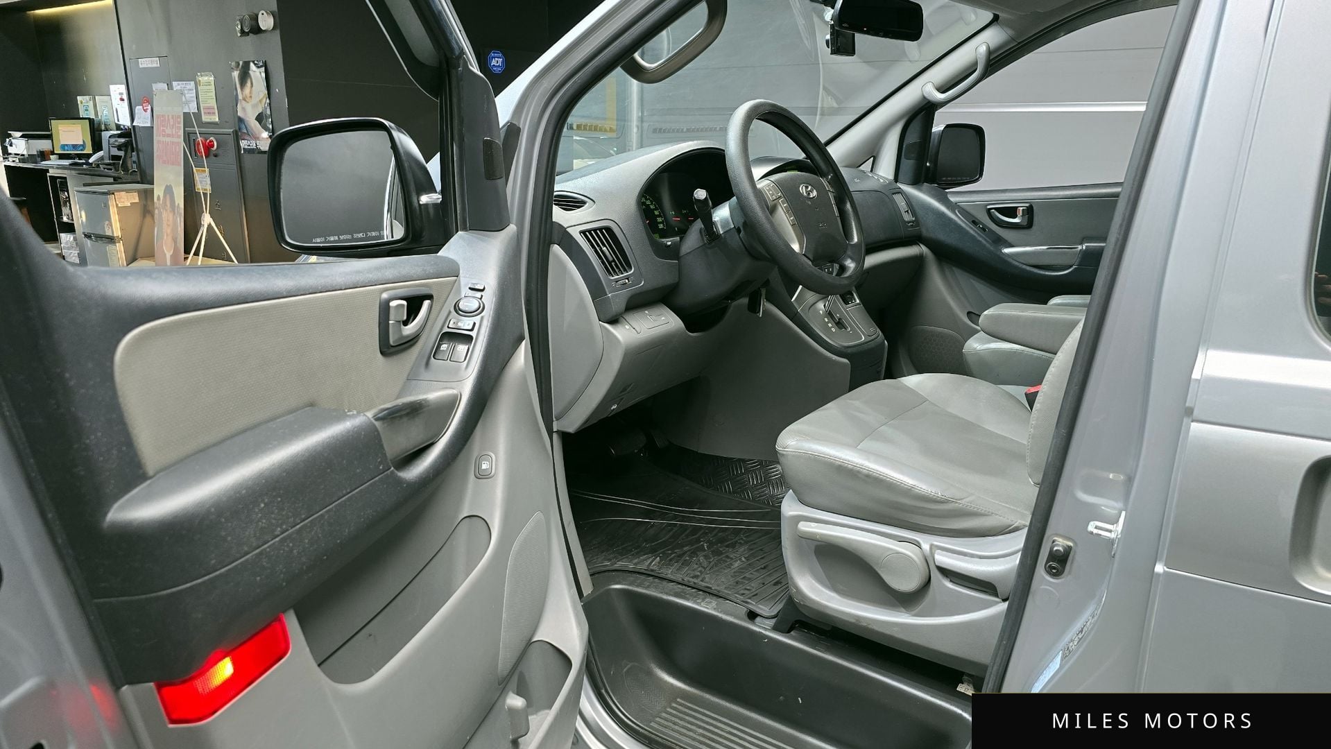 Hyundai Starex 2014 — миниатюра 10
