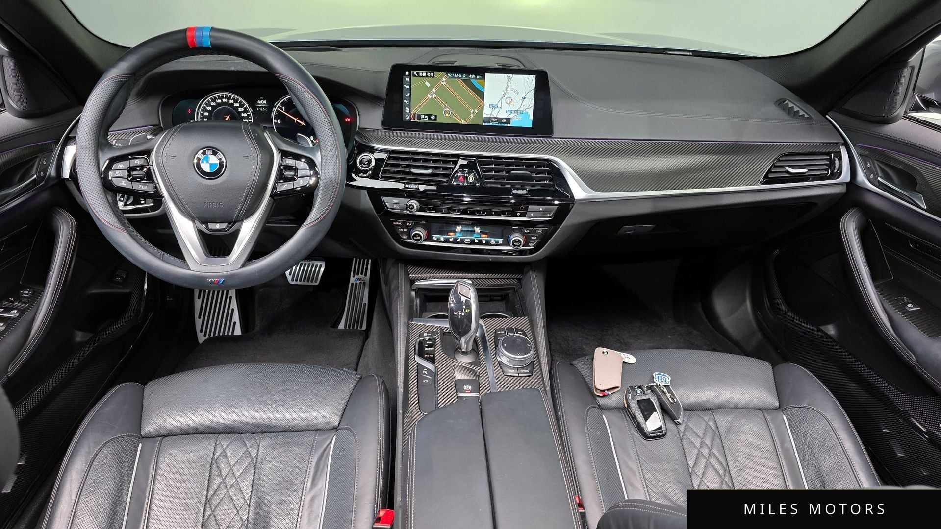 BMW 5 Series (G30) 2018 — миниатюра 10