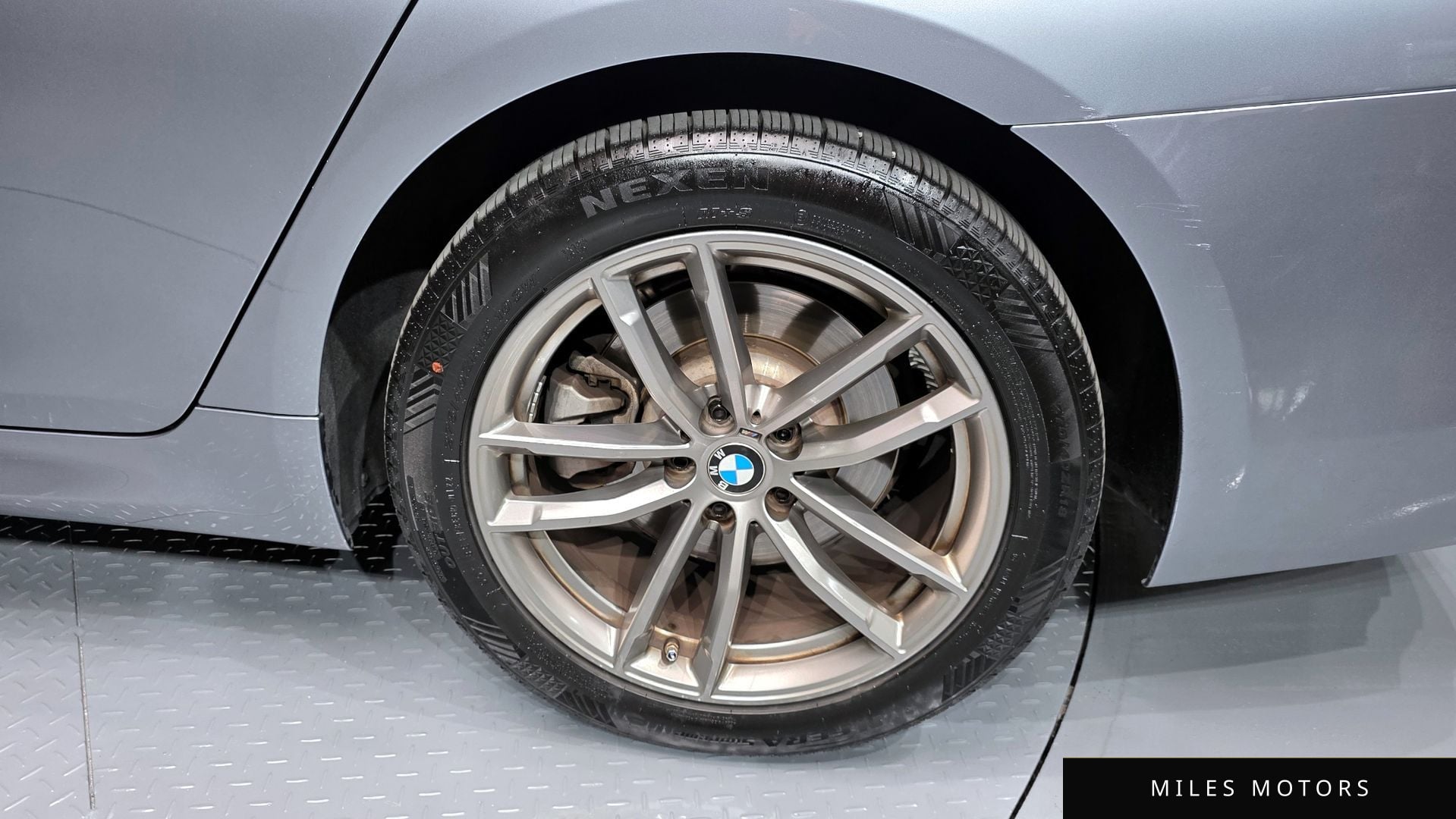 BMW 5 Series (G30) 2018 — миниатюра 7