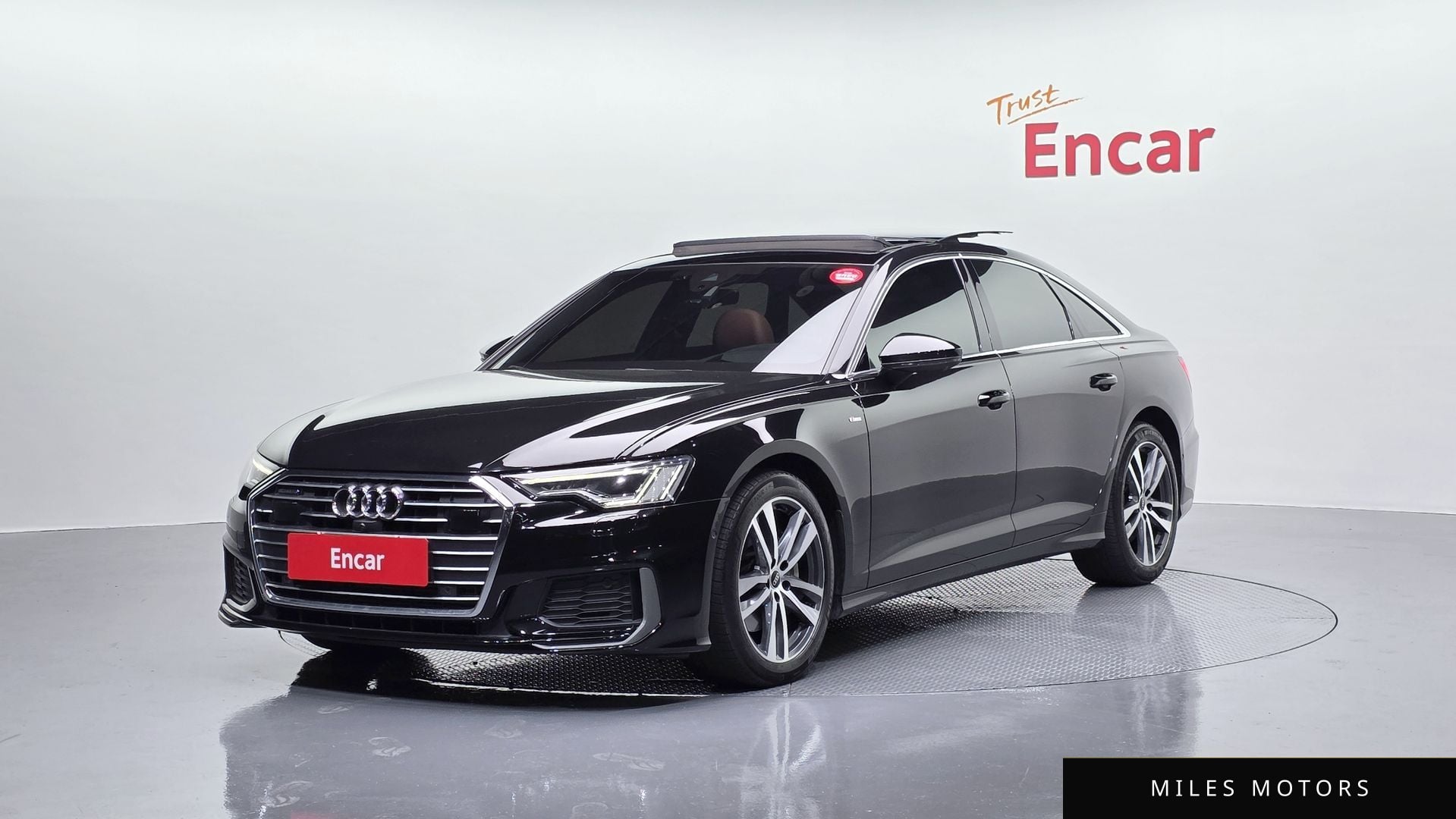Audi A6 (C8) 2022 — фото 1 из 12