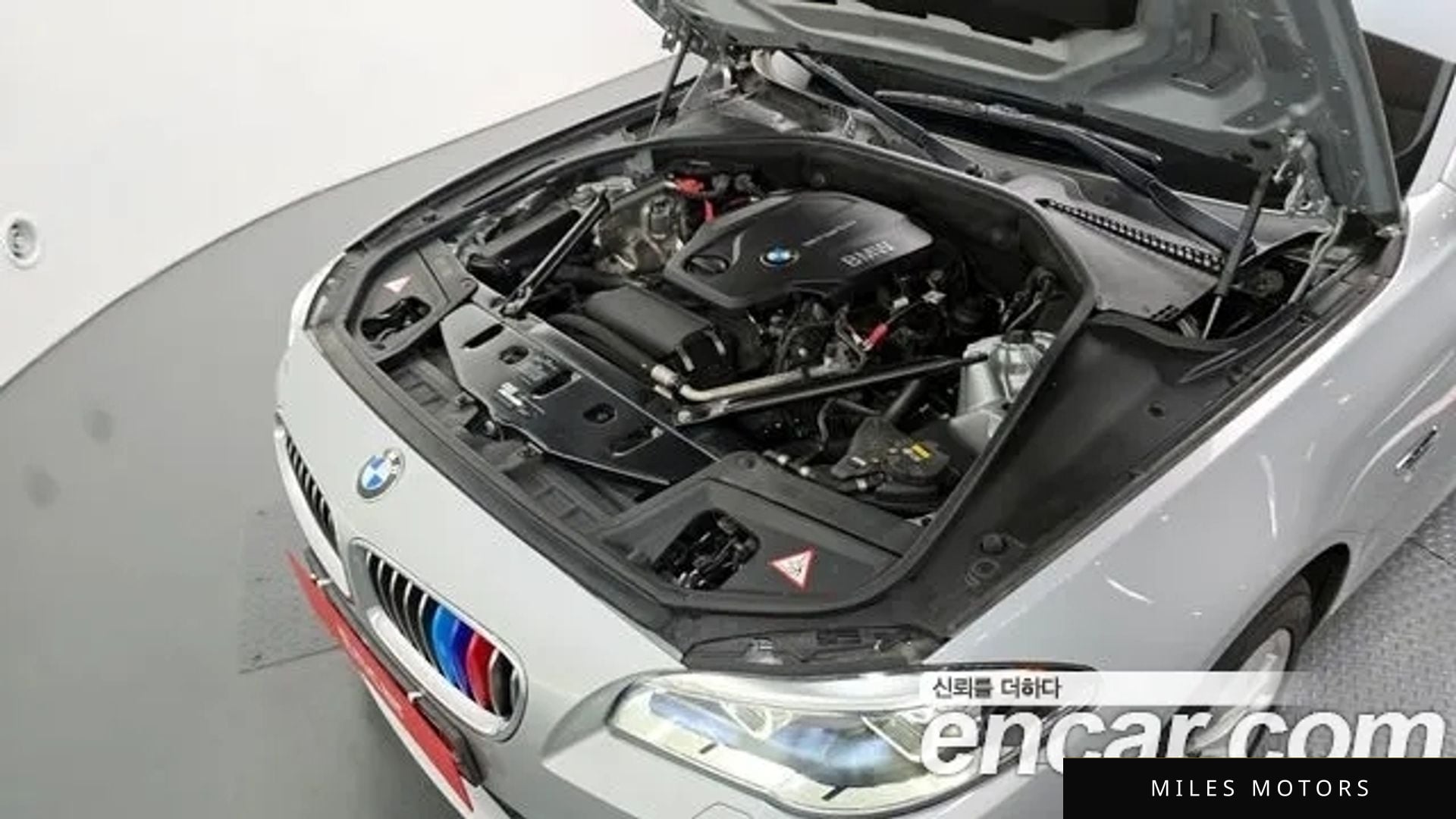 BMW 5 Series (F10) 2016 — миниатюра 5