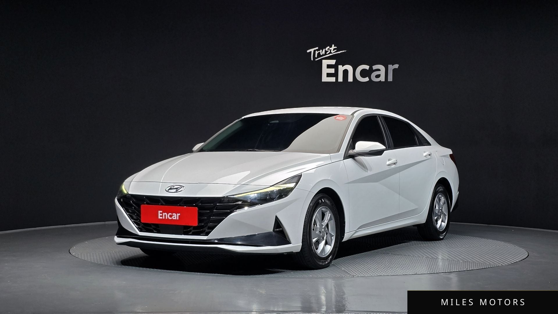 Hyundai AVANTE 2021 — фото 1 из 12