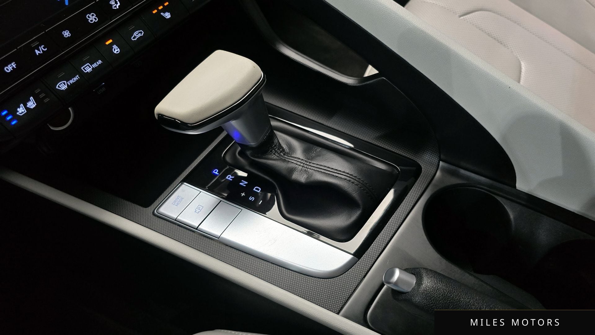 Hyundai AVANTE 2021 — миниатюра 12