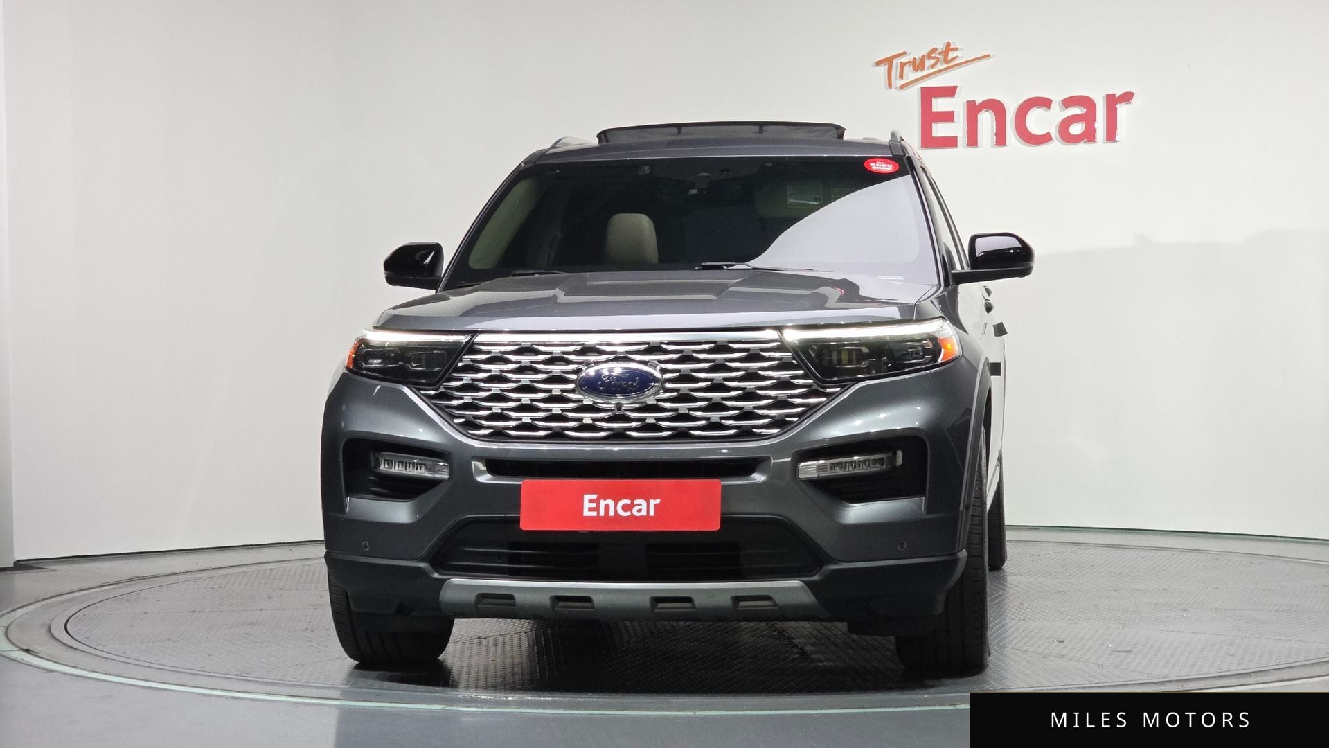 Ford Explorer 2021 — миниатюра 3