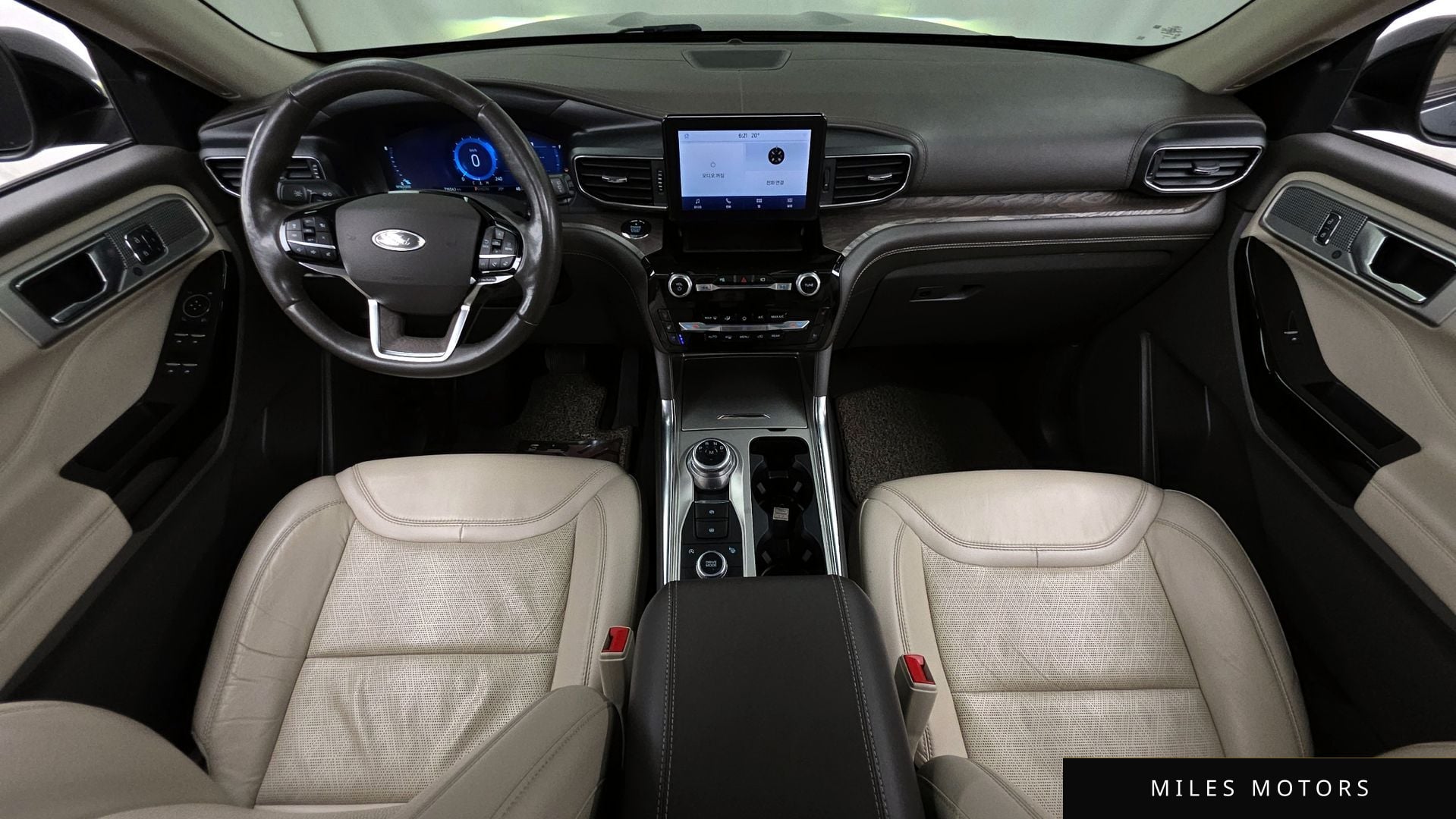Ford Explorer 2021 — миниатюра 7