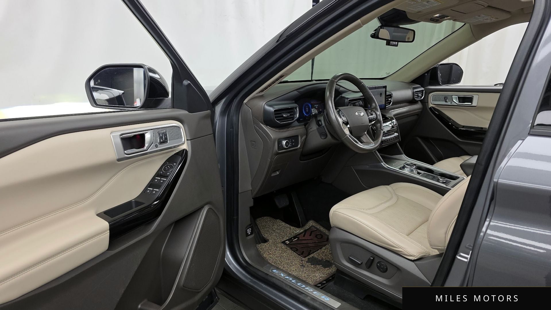 Ford Explorer 2021 — миниатюра 10