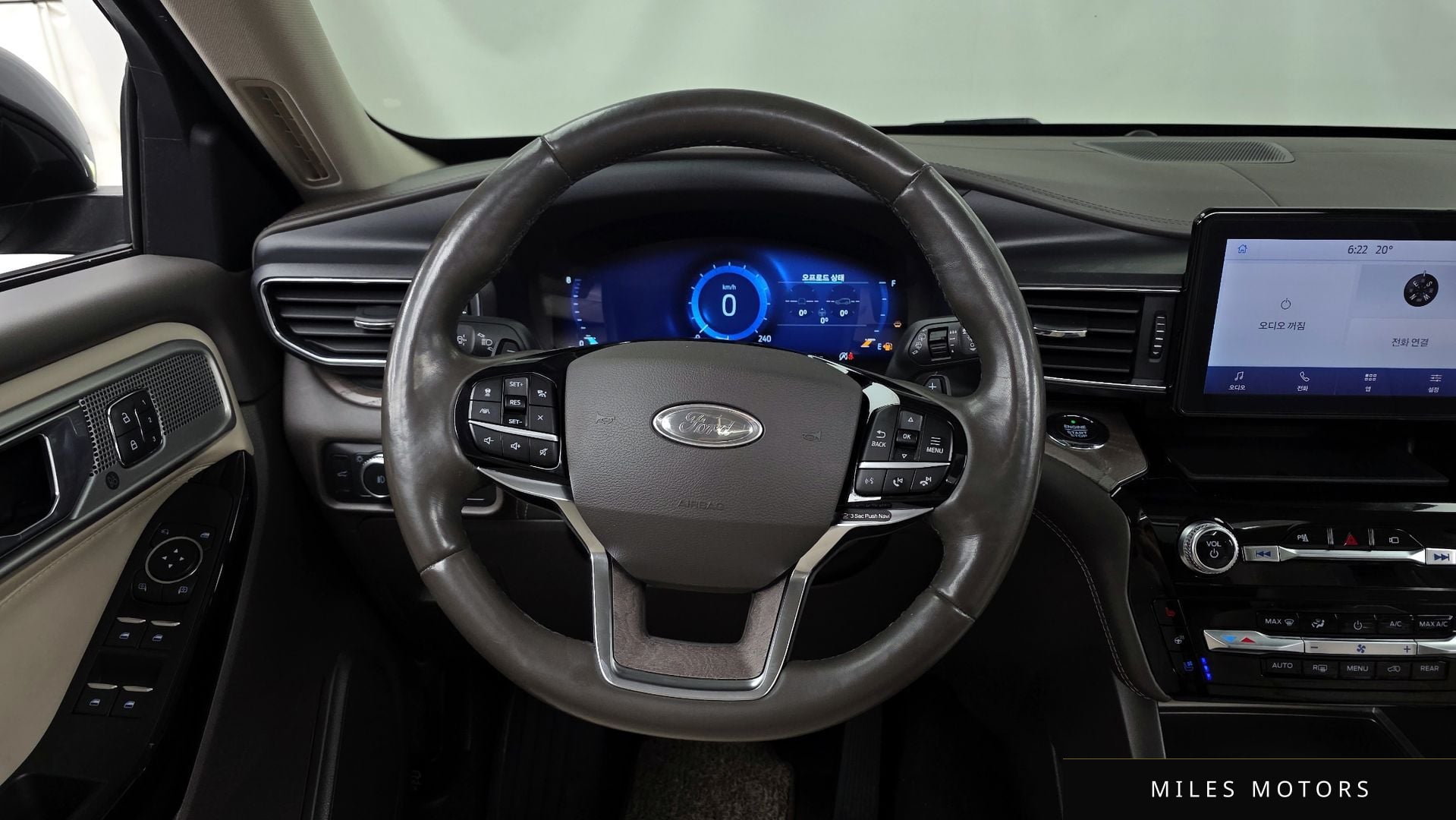 Ford Explorer 2021 — миниатюра 12