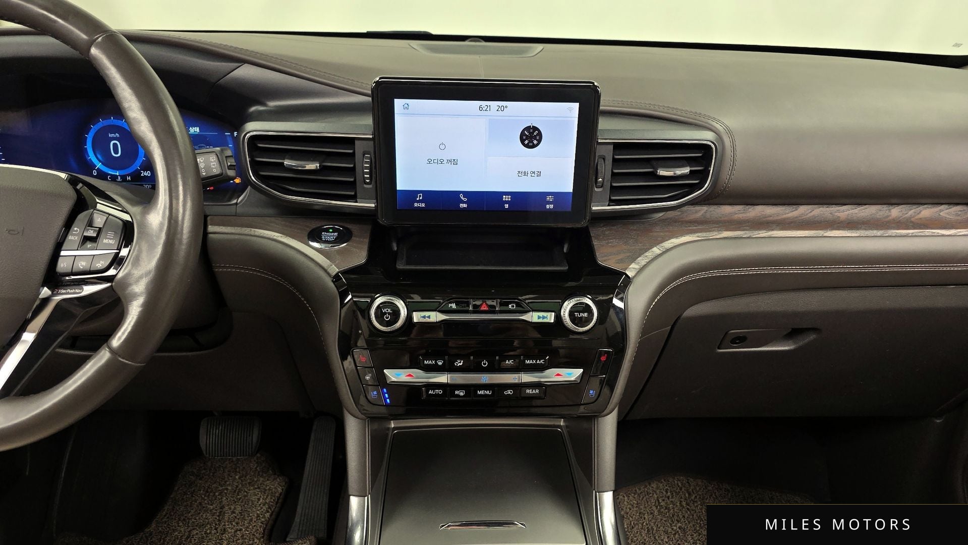 Ford Explorer 2021 — миниатюра 13