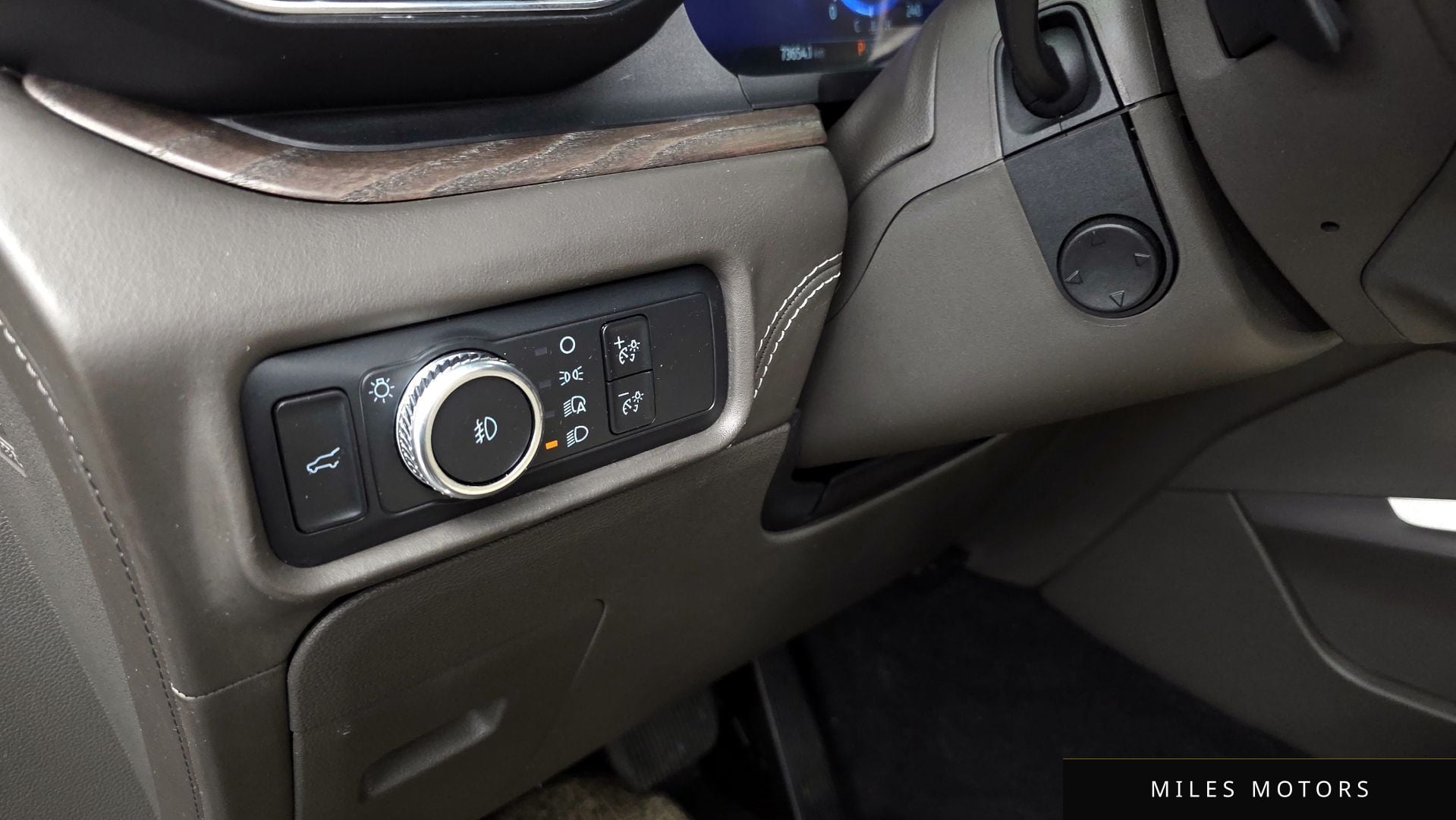 Ford Explorer 2021 — миниатюра 17