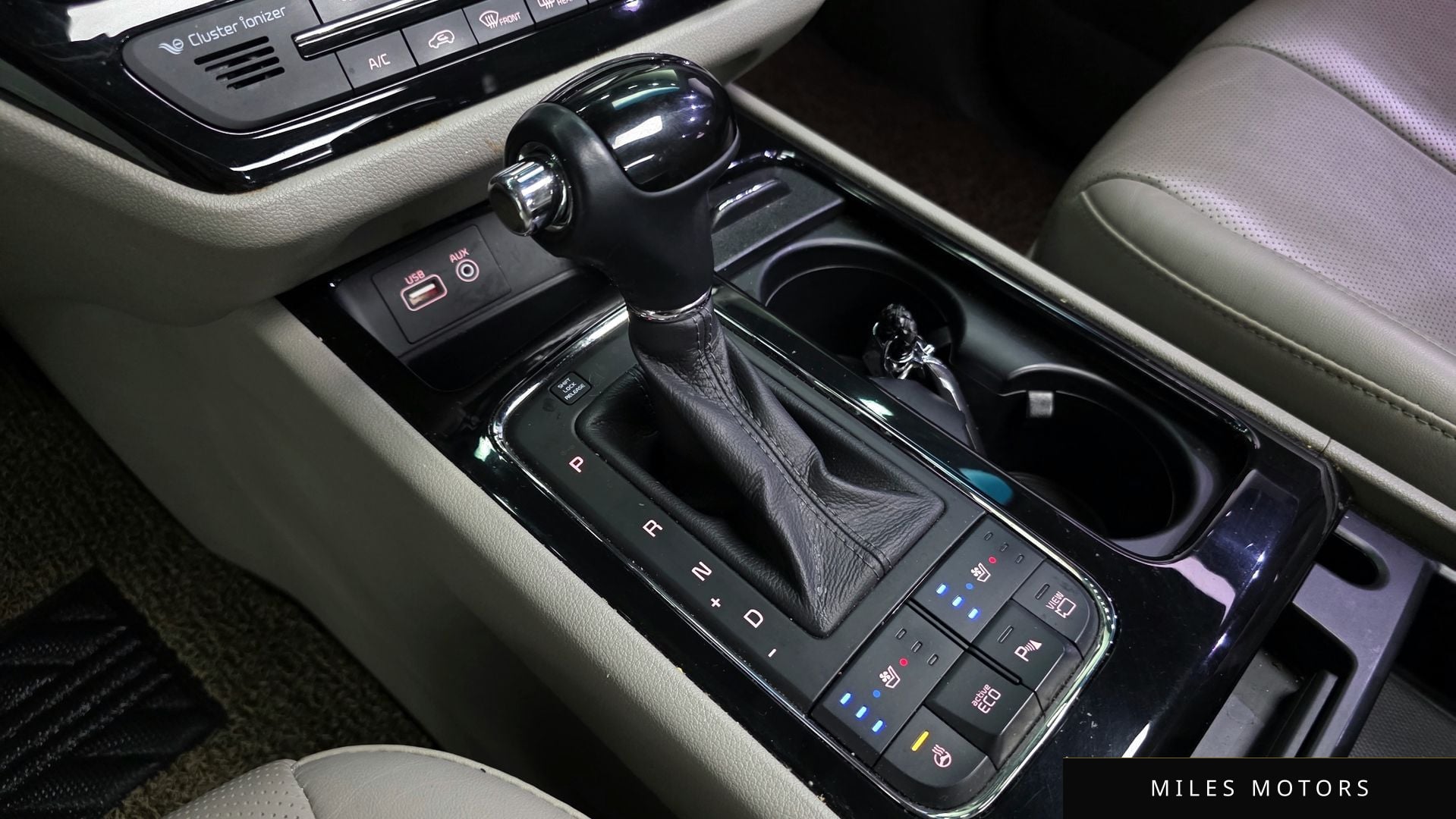 Kia Canival 2016 — миниатюра 12