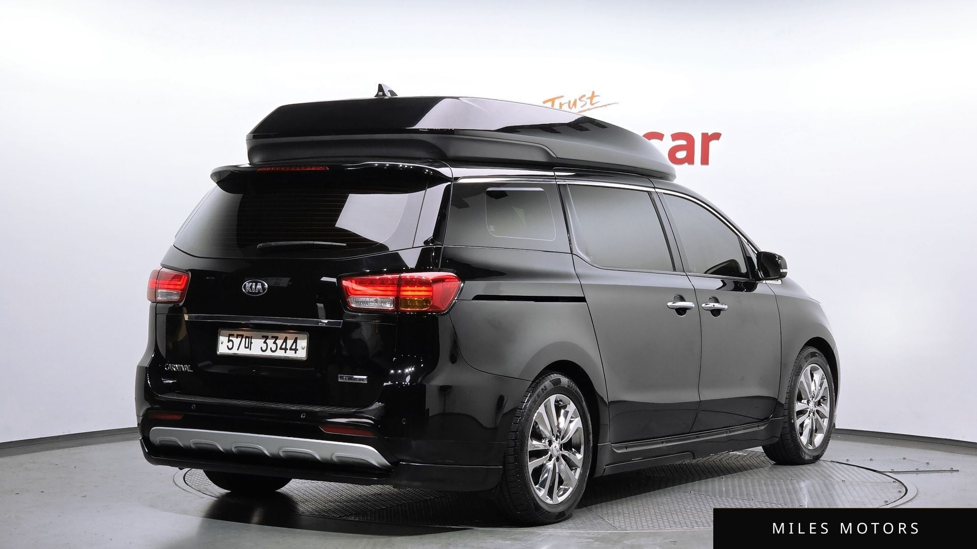 Kia Canival 2018 — миниатюра 2