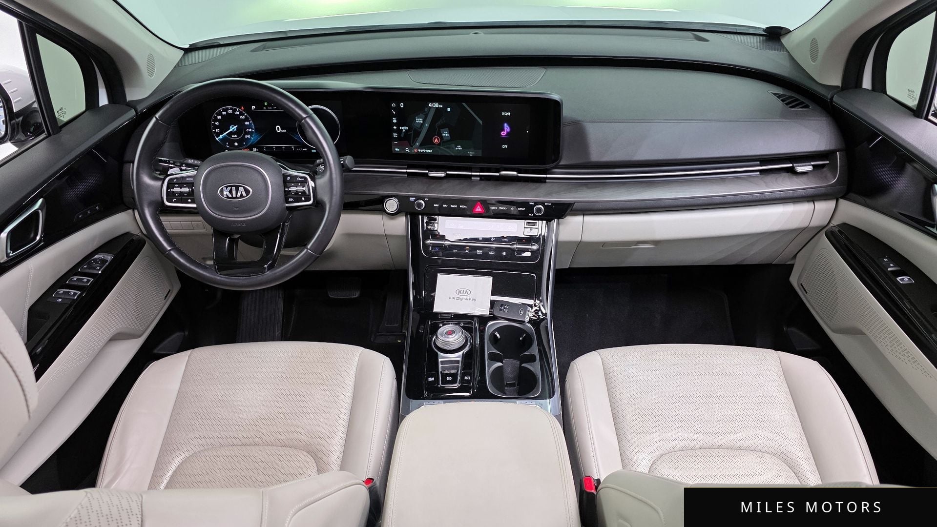 Kia Carnival 2021 — миниатюра 10