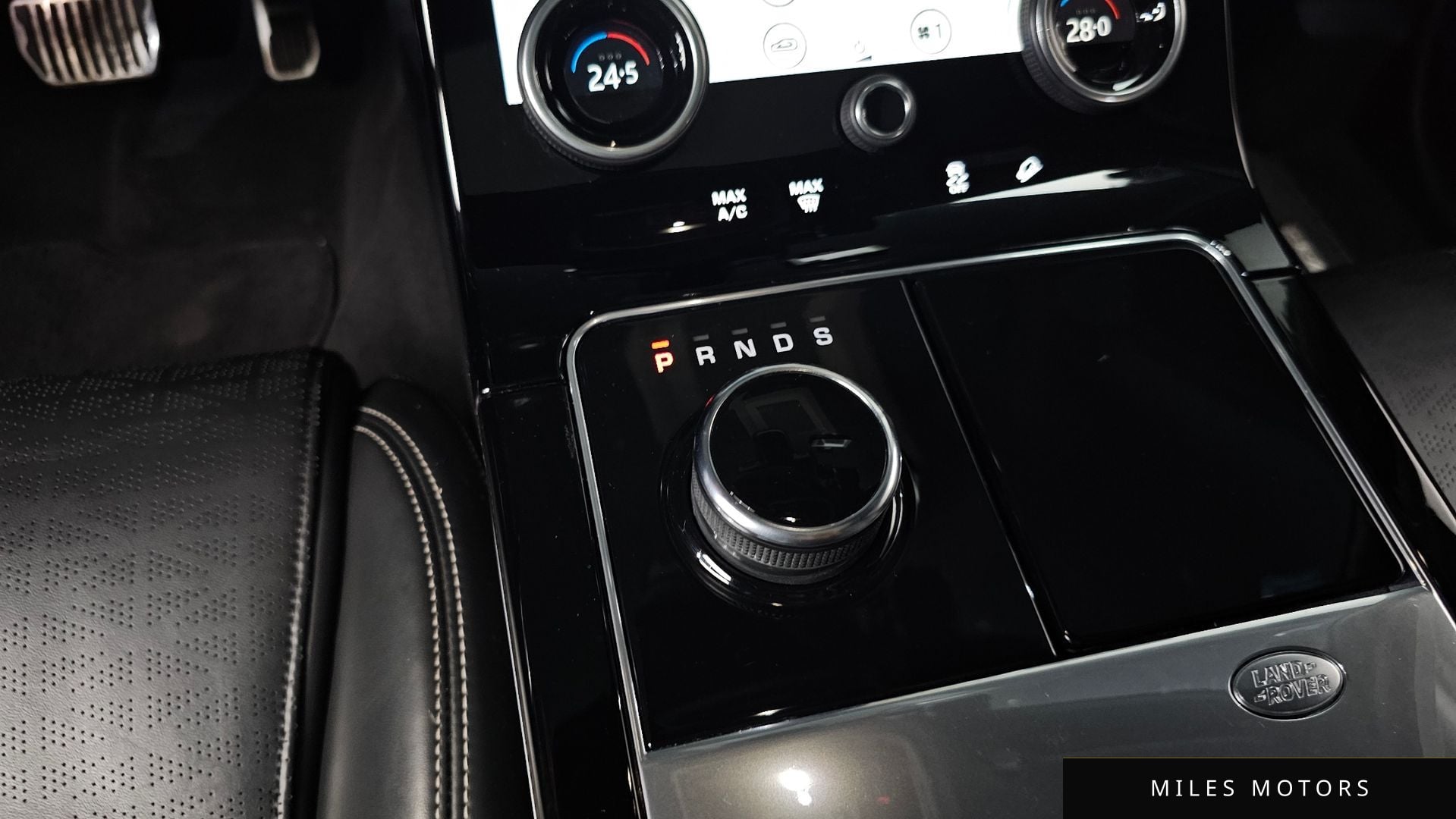 Land Rover Range Rover Velar 2018 — миниатюра 11