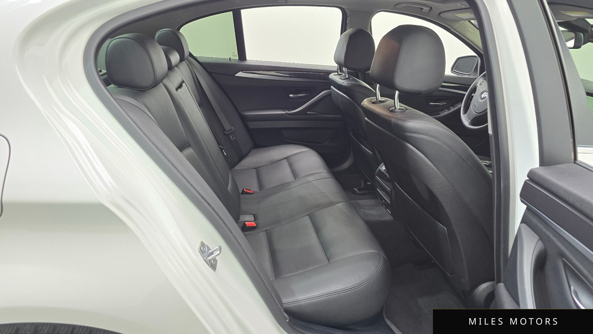 BMW 5 Series (F10) 2014 — миниатюра 11