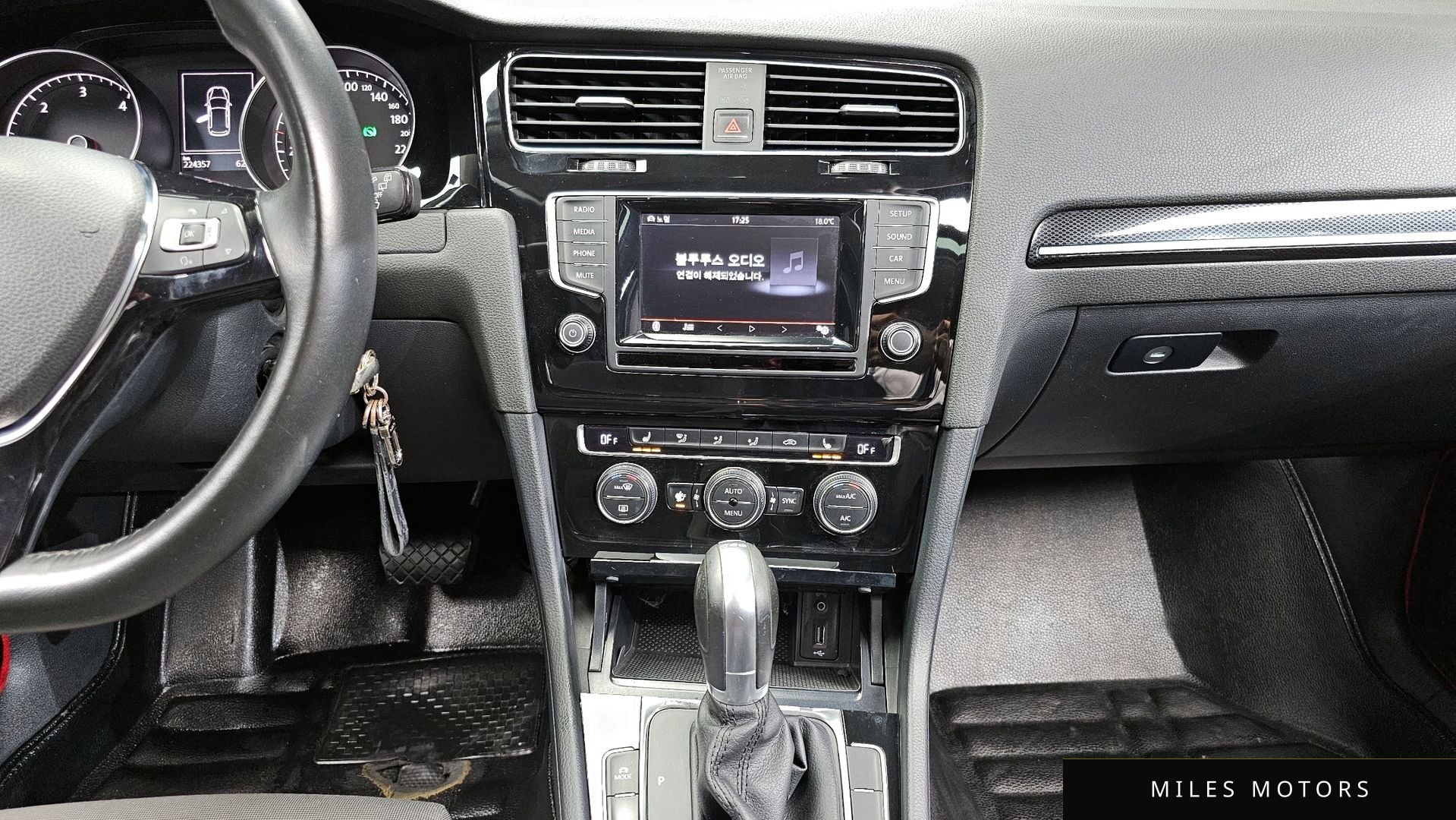 Volkswagen 골프 2015 — миниатюра 13