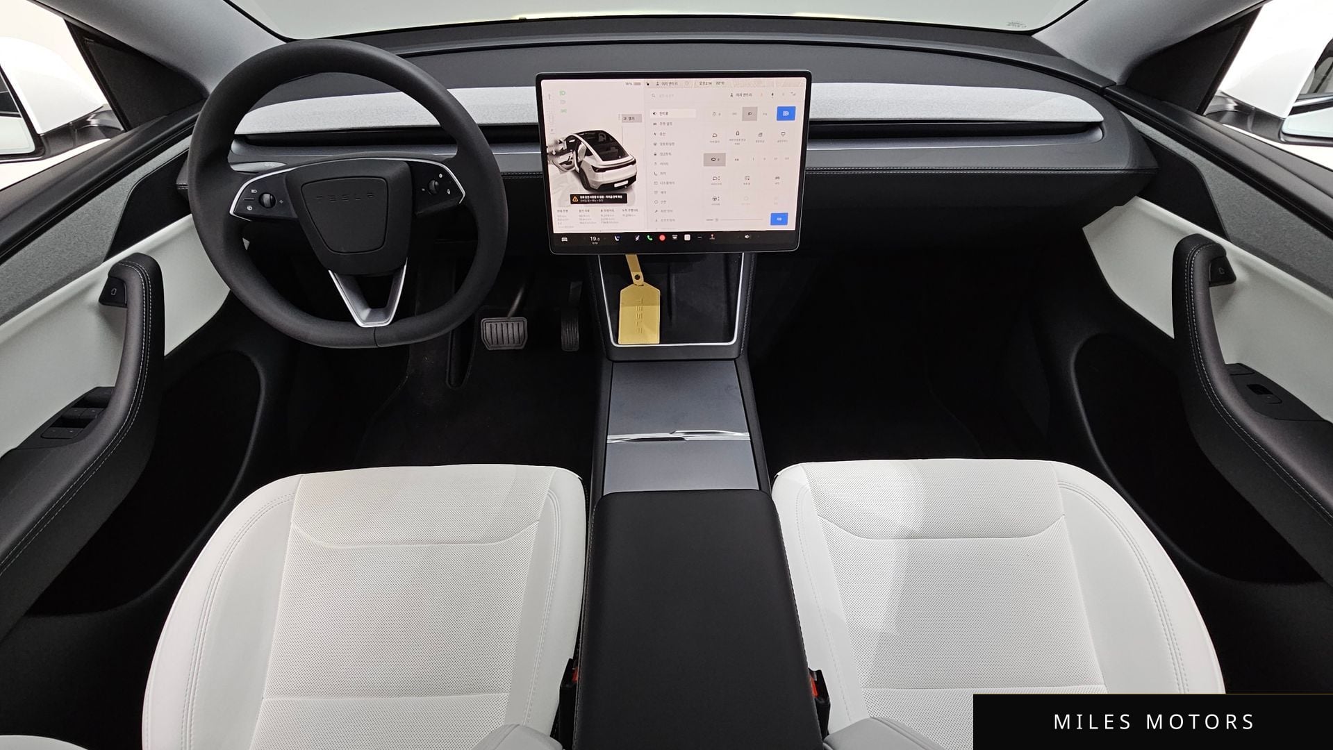 Tesla Model Y 2025 — миниатюра 9