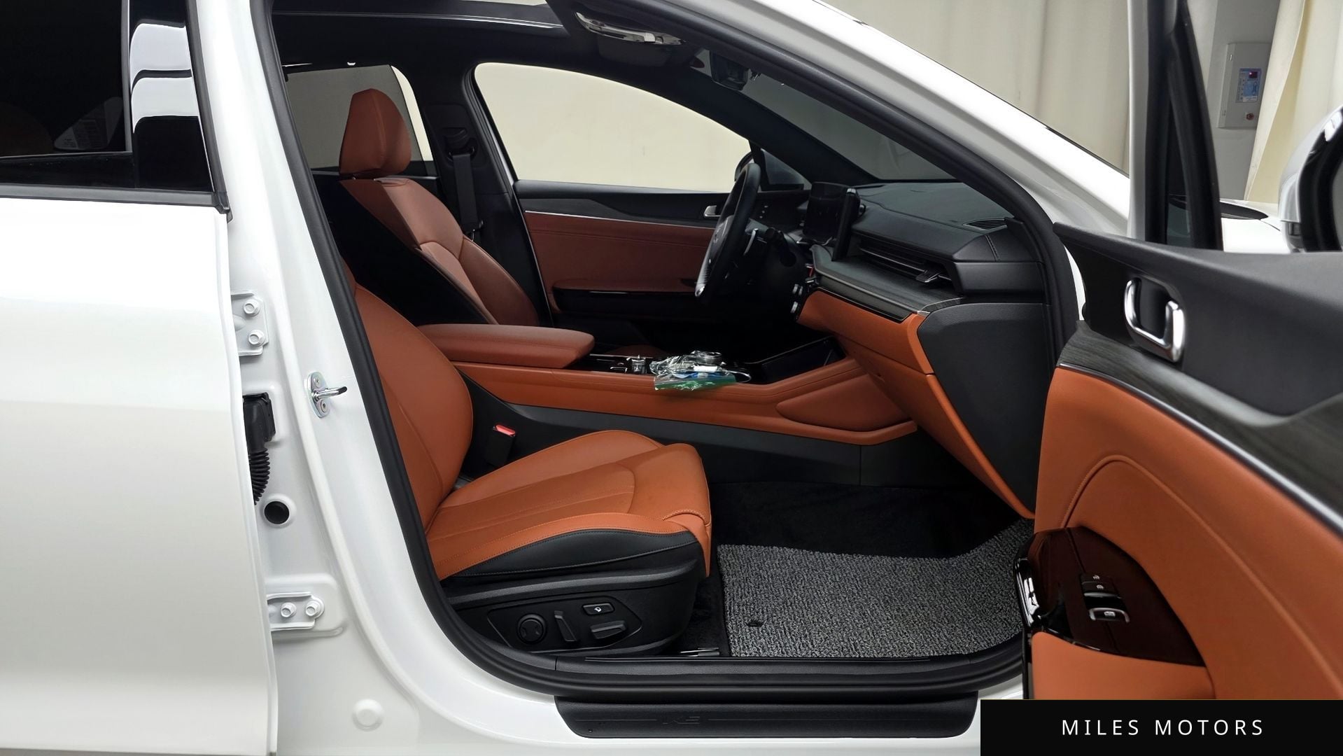 Kia K5 2025 — миниатюра 17