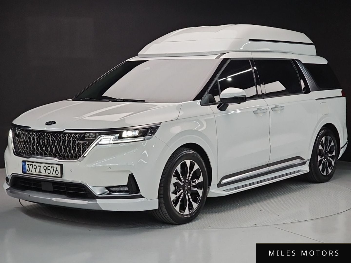 Kia Carnival 2021 — миниатюра 2