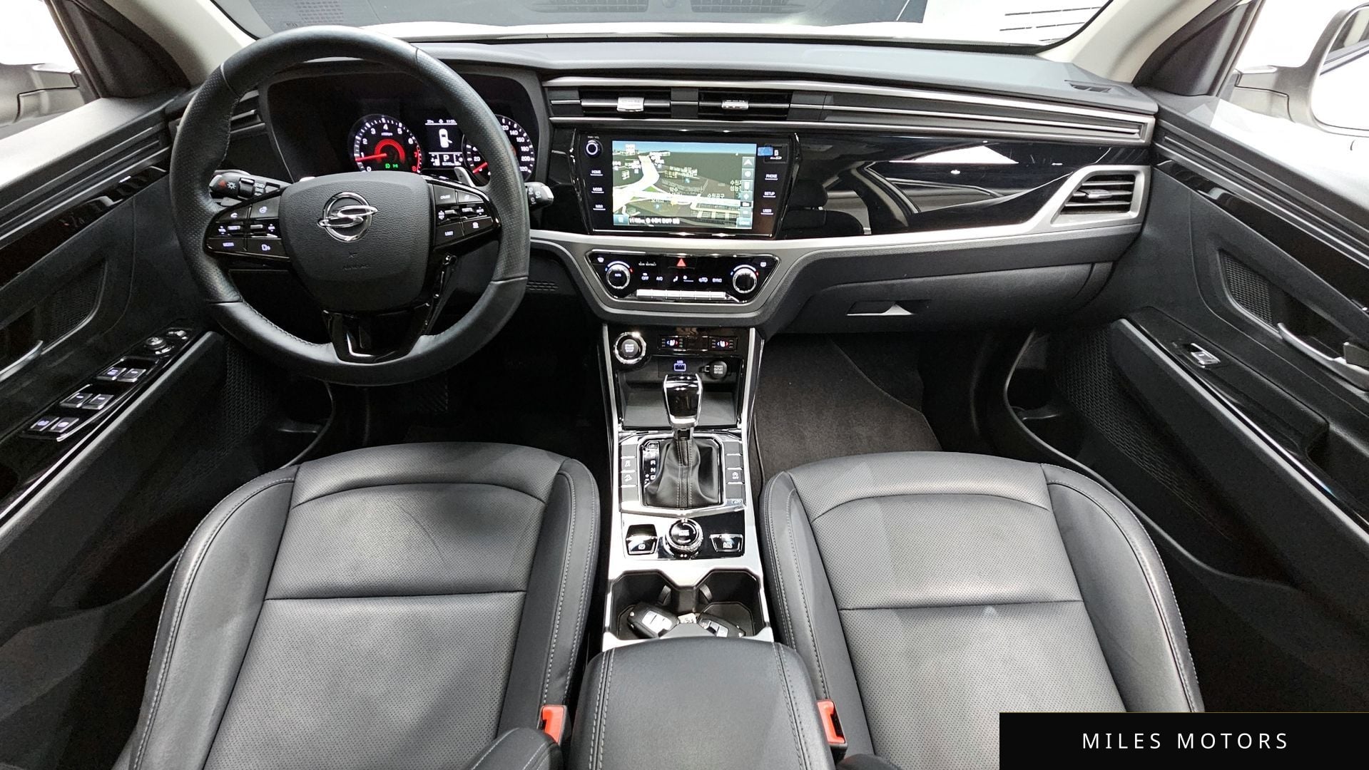 KG Mobility Beautiful Korando 2022 — миниатюра 10