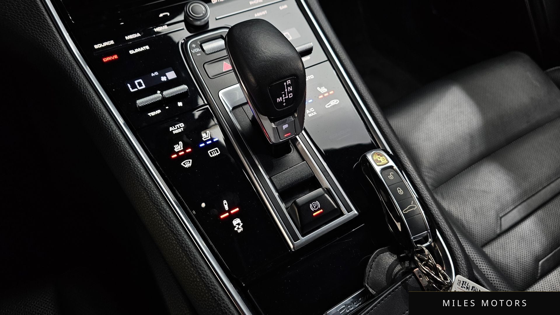 Porsche Panamera 2017 — миниатюра 12