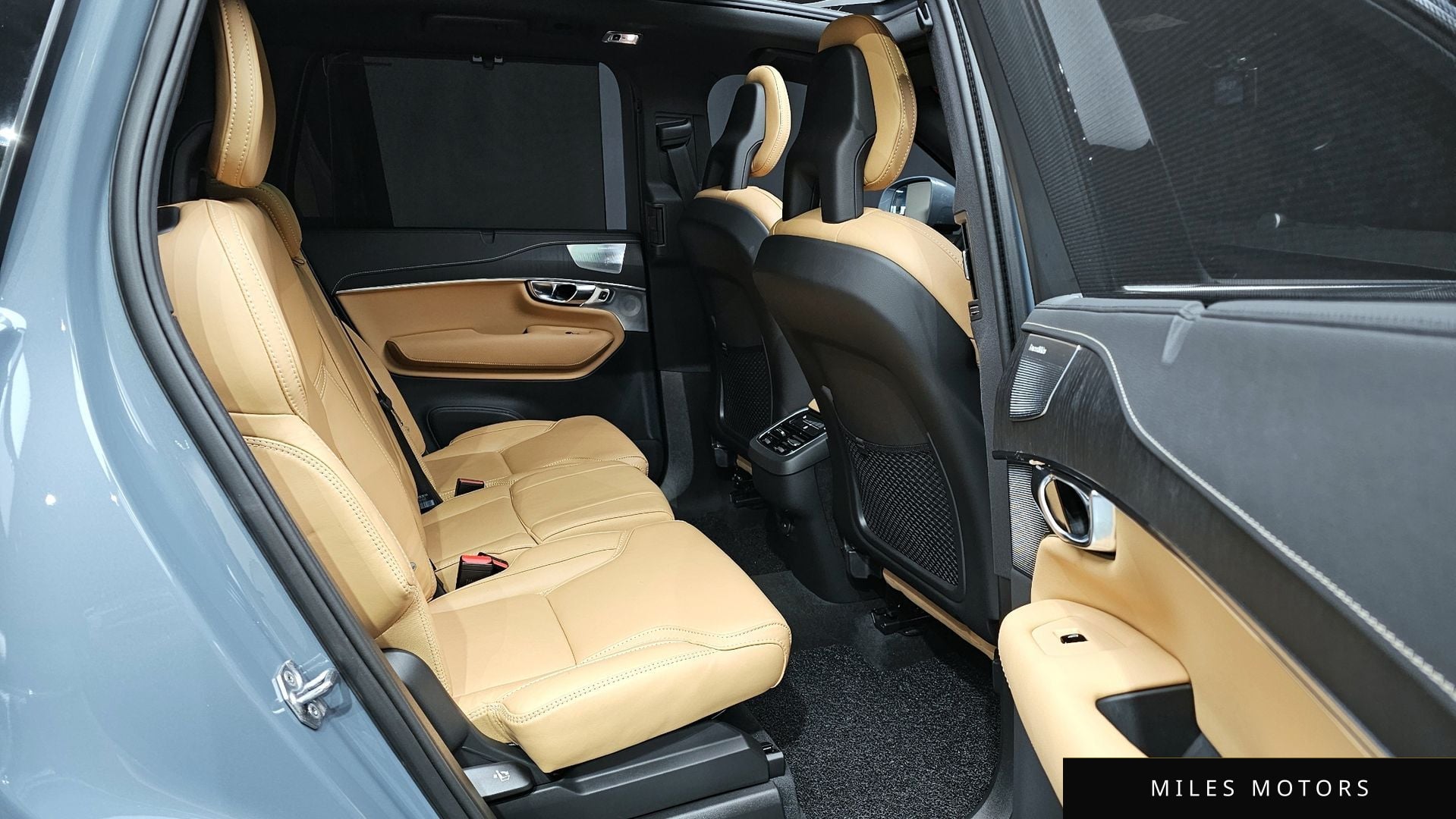 Volvo XC90 2021 — миниатюра 12