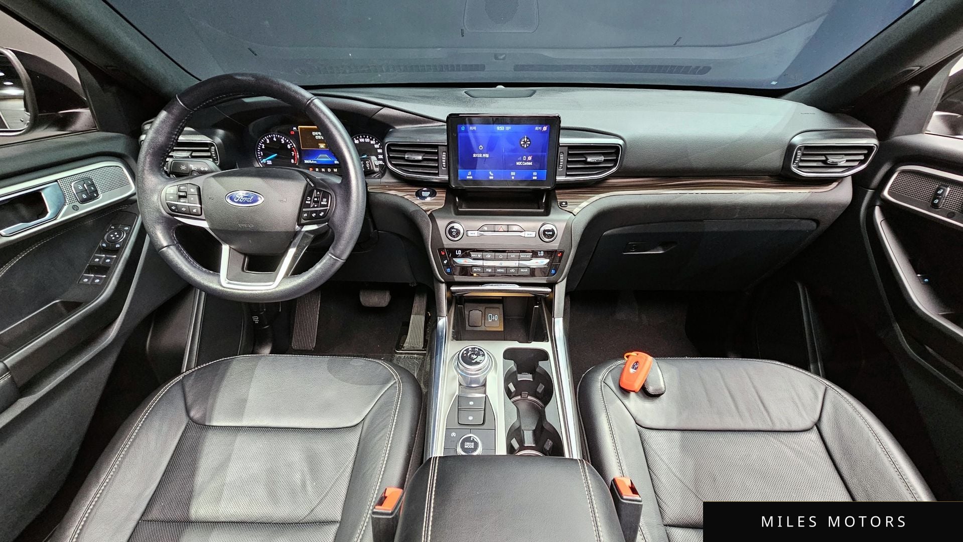 Ford Explorer 2020 — миниатюра 10