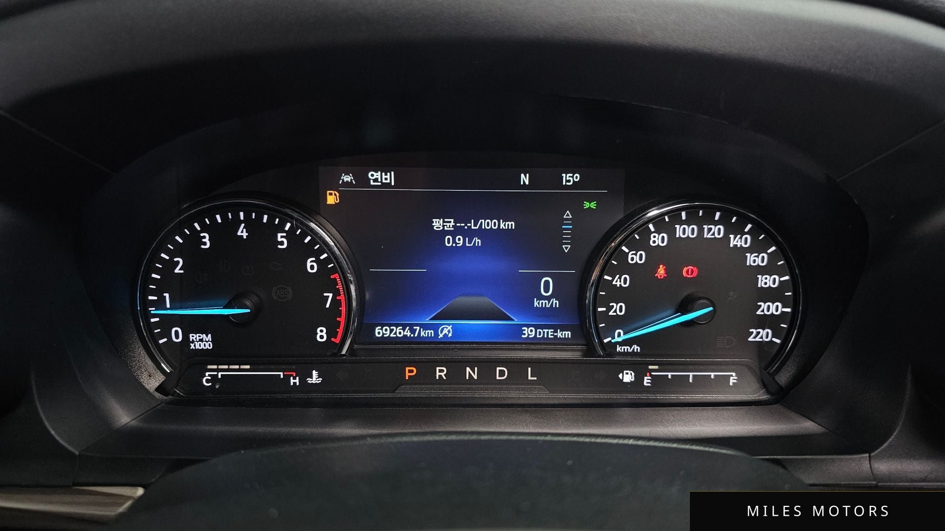 Ford Explorer 2022 — миниатюра 11