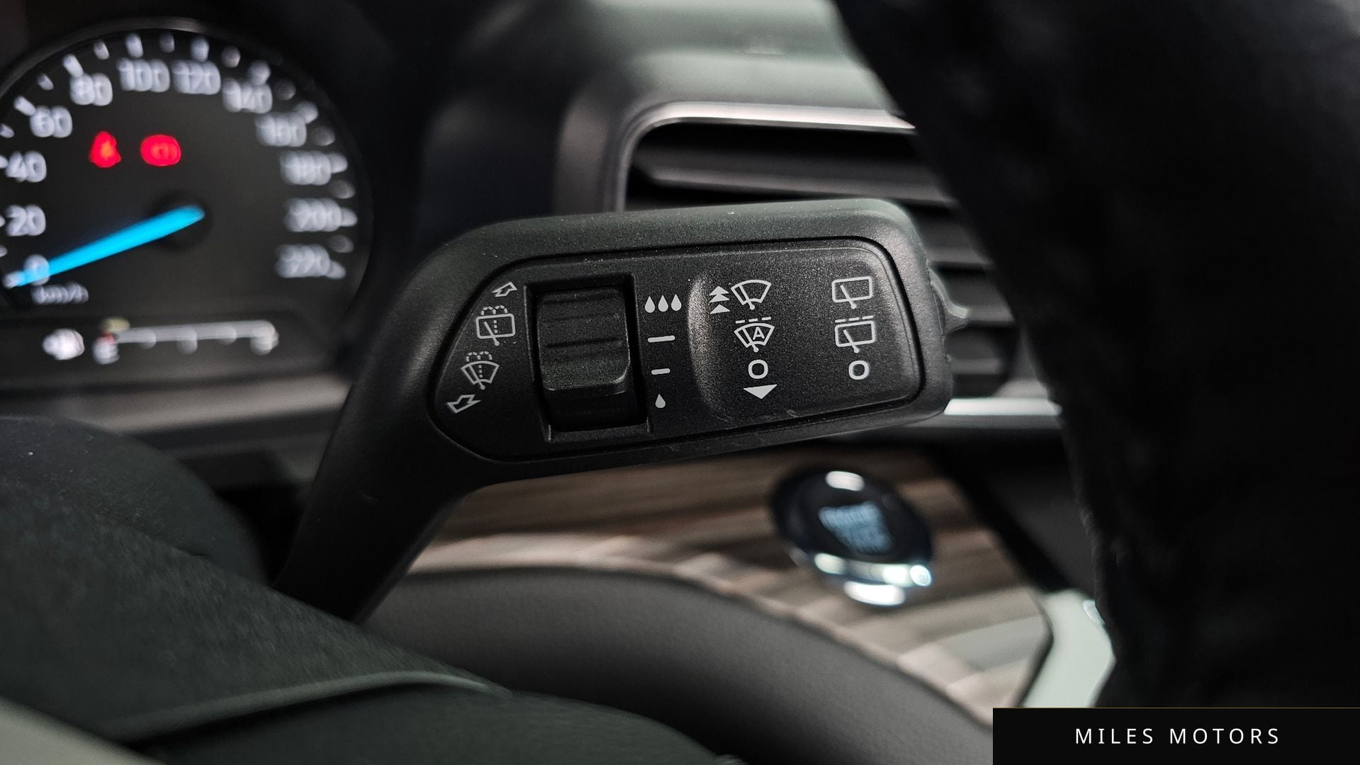Ford Explorer 2022 — миниатюра 30