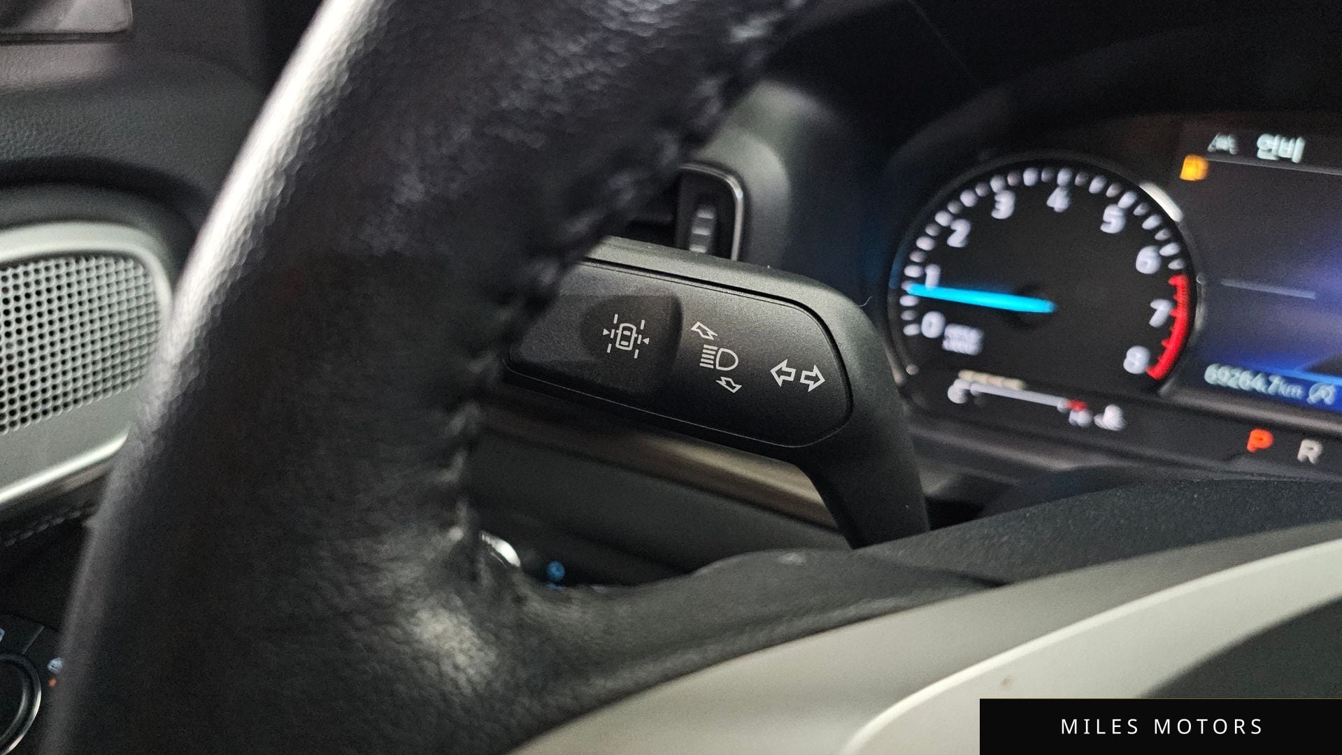 Ford Explorer 2022 — миниатюра 38