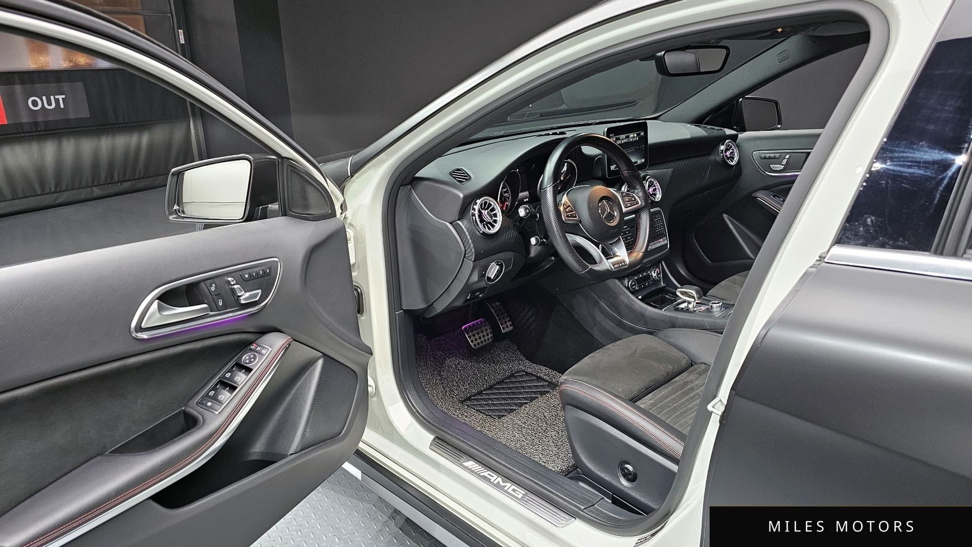 Mercedes-Benz A-Class W176 2017 — миниатюра 13