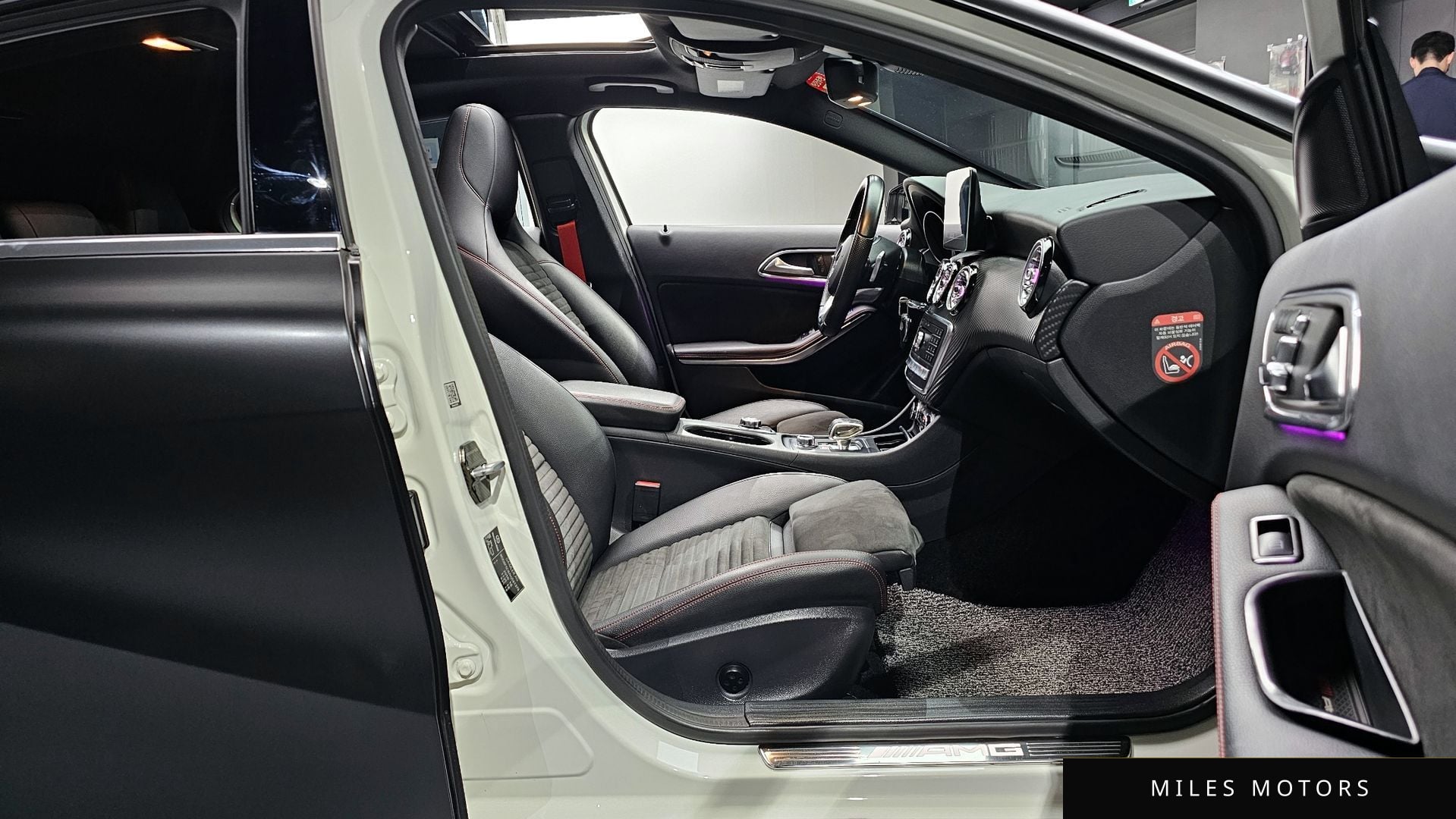Mercedes-Benz A-Class W176 2017 — миниатюра 17