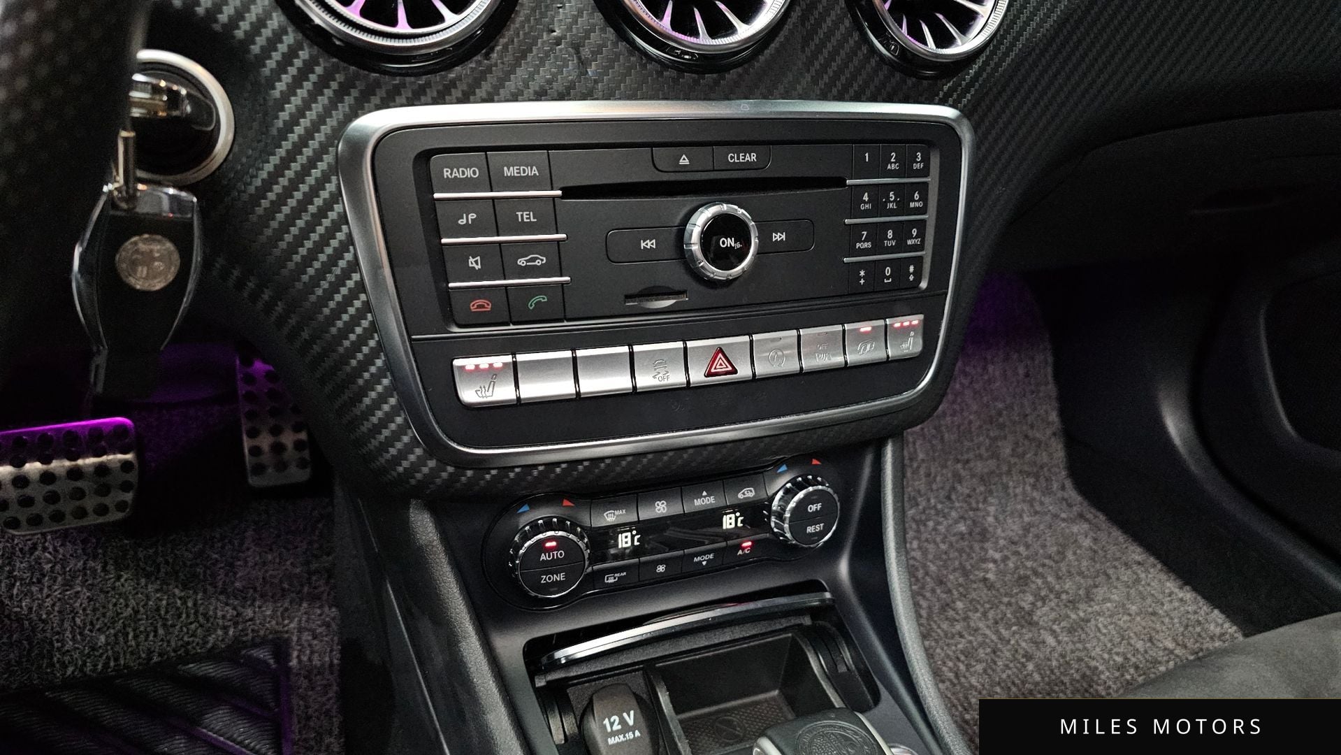 Mercedes-Benz A-Class W176 2017 — миниатюра 24